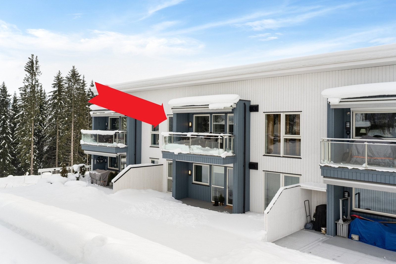 Leiligheten ligger som du ser i 2.etasje. Galleribilde