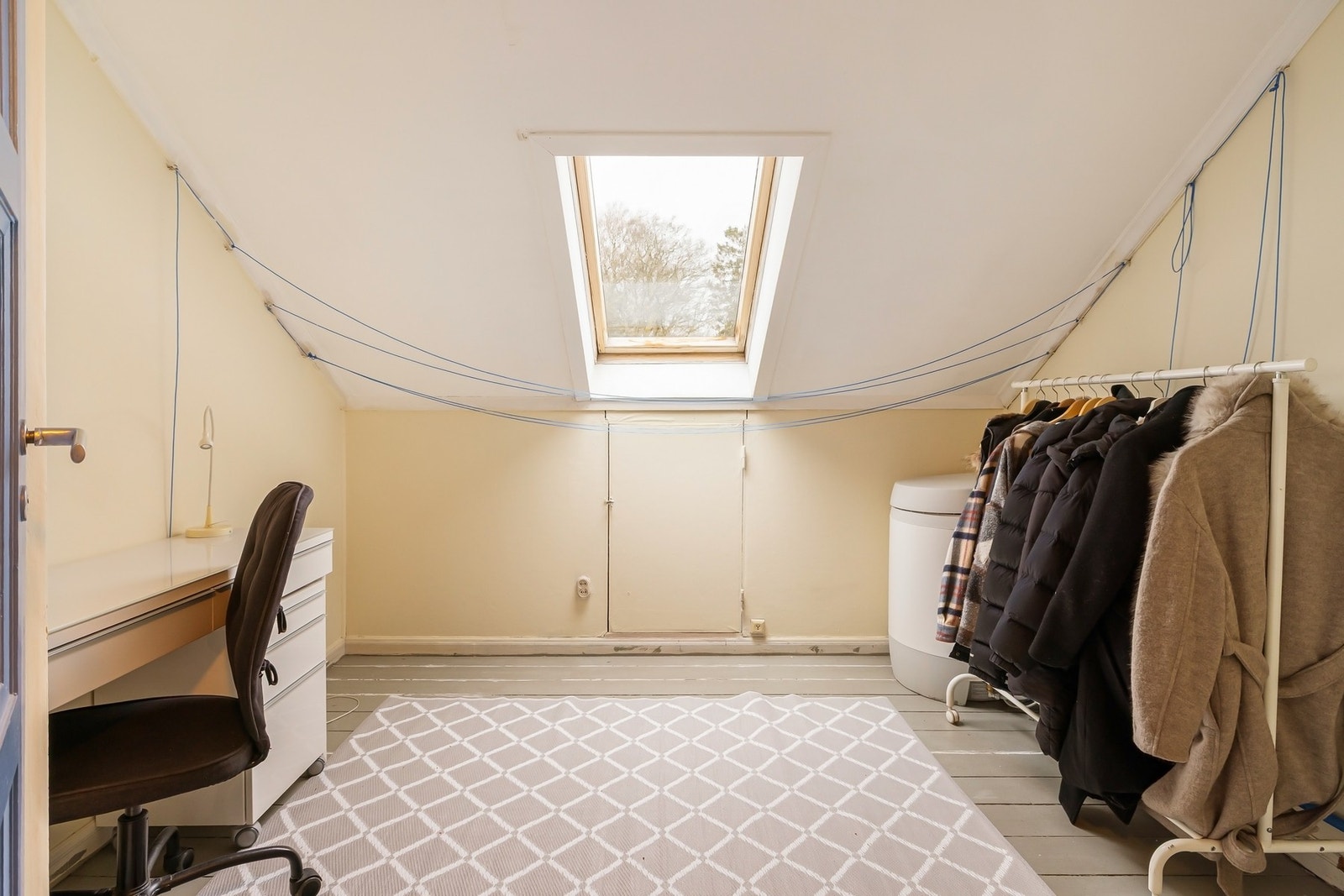 Leiligheten disponerer bod på loft og i kjeller i sameiets fellesareal Galleribilde