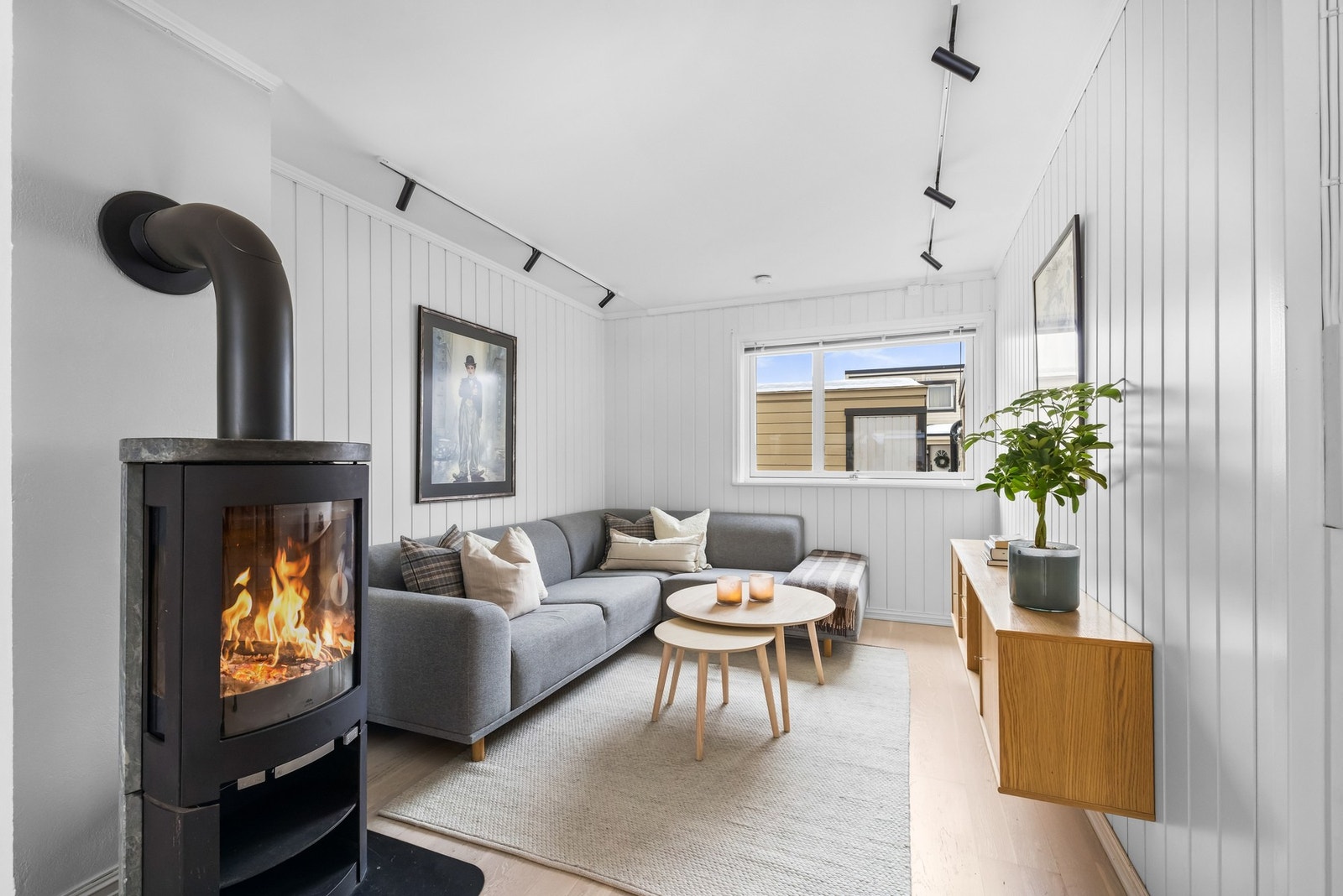 I enden av etasjen er det god plass til til det du ønsker av møblering. Galleribilde