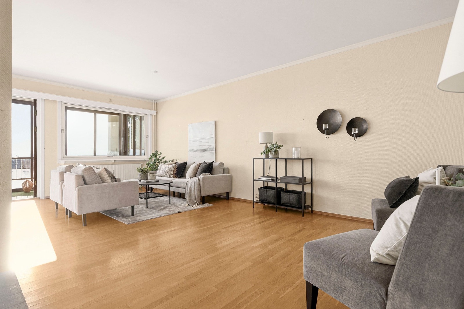 Boligens sosiale sone er innbydende og romslig. Galleribilde