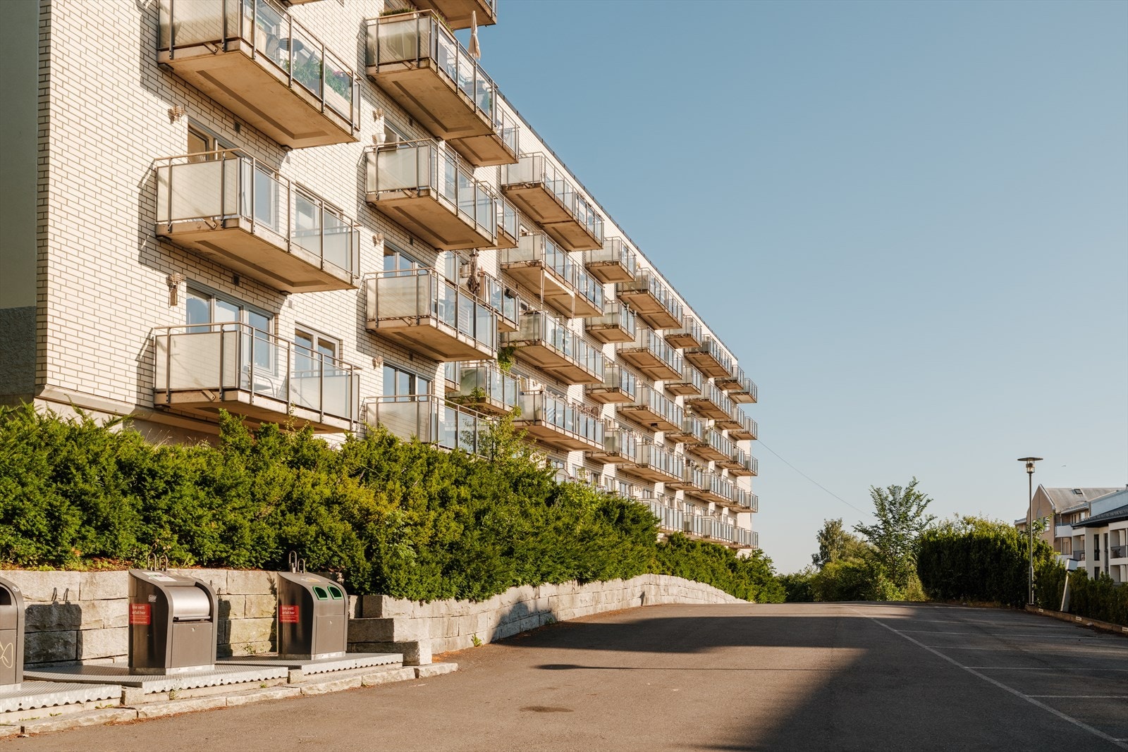 Tidvis mulighet for kjøp/leie av parkeringsplass dersom det er ledig. Galleribilde