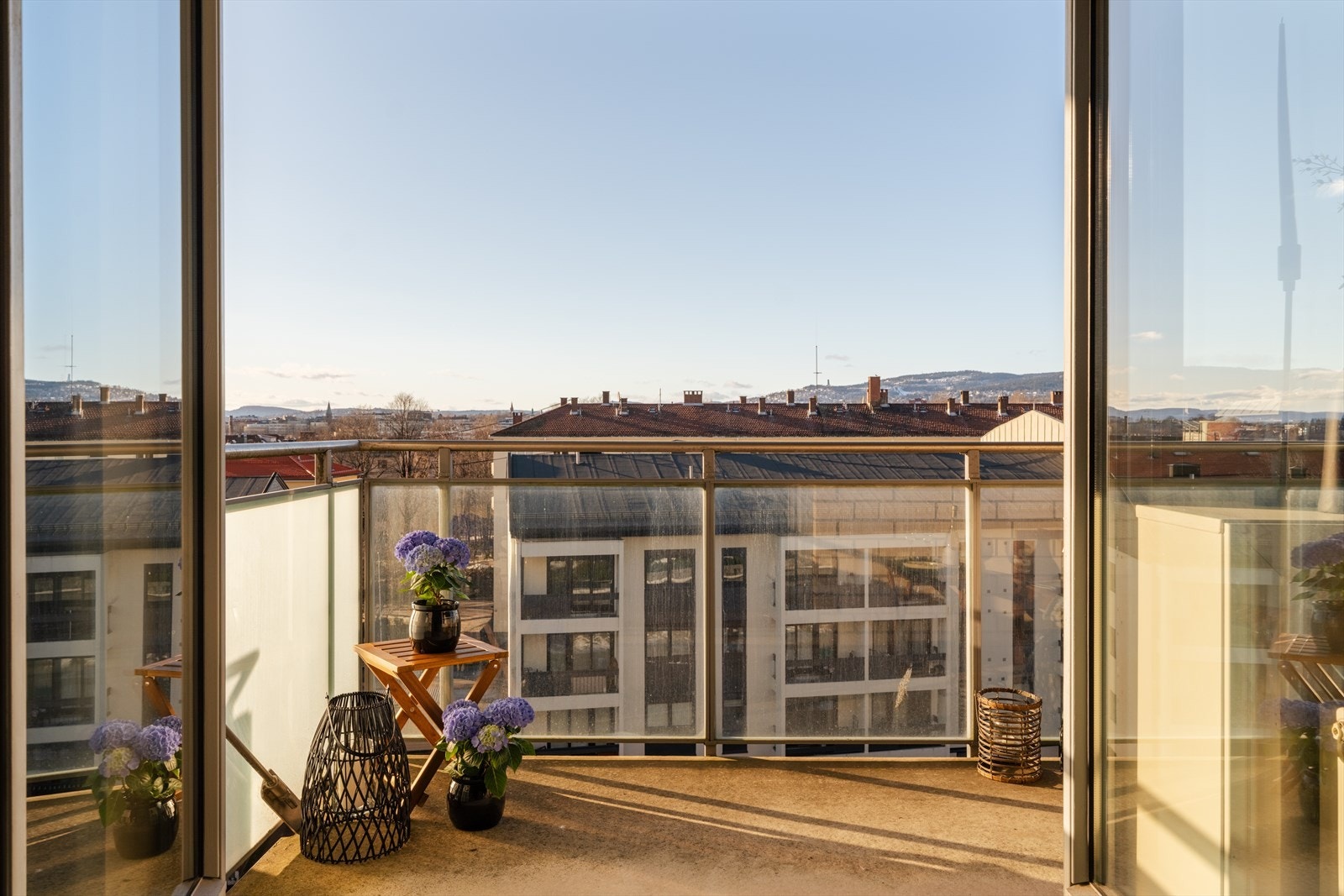 Hanna G Paulsen v/Nordvik ønsker velkommen til Tverrbakken 4D! Foto: Lens85. Galleribilde