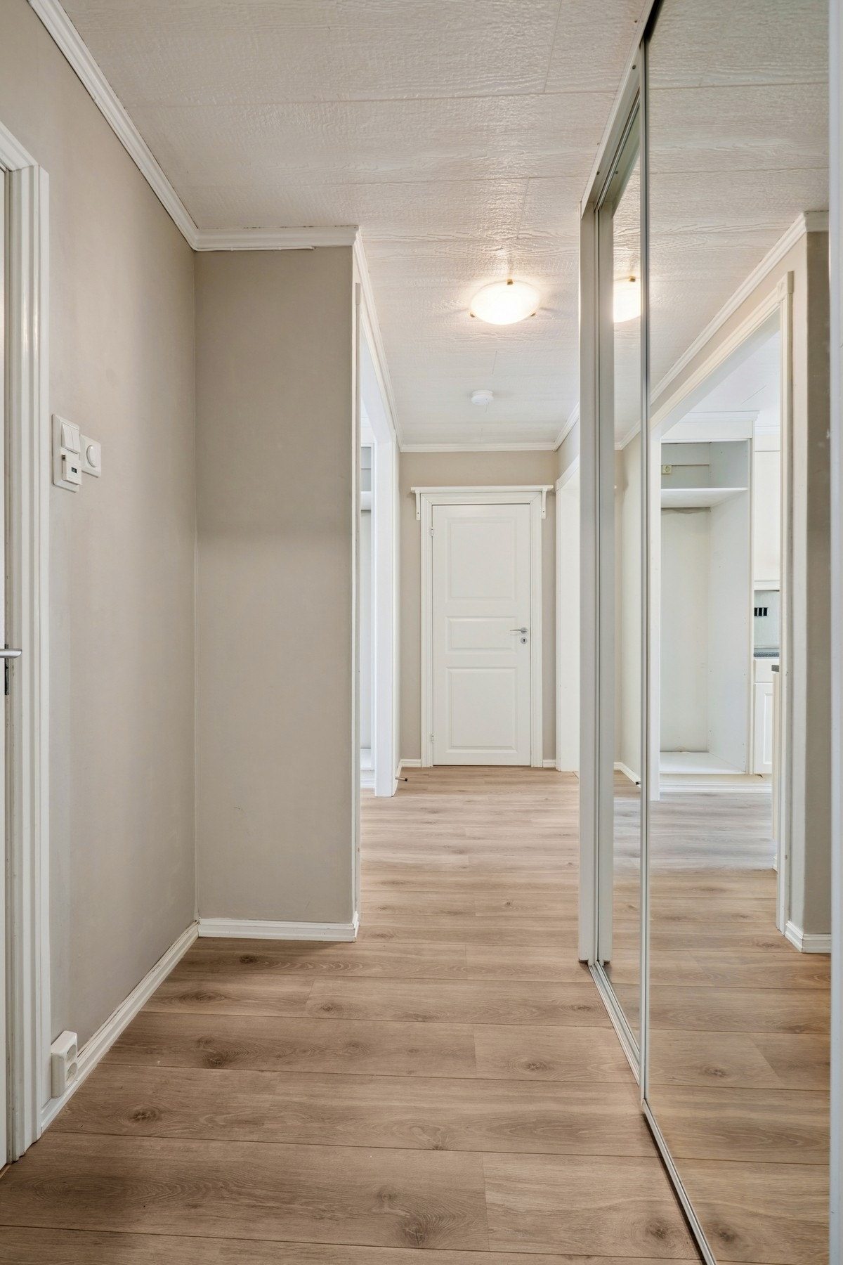 Entréen. Galleribilde