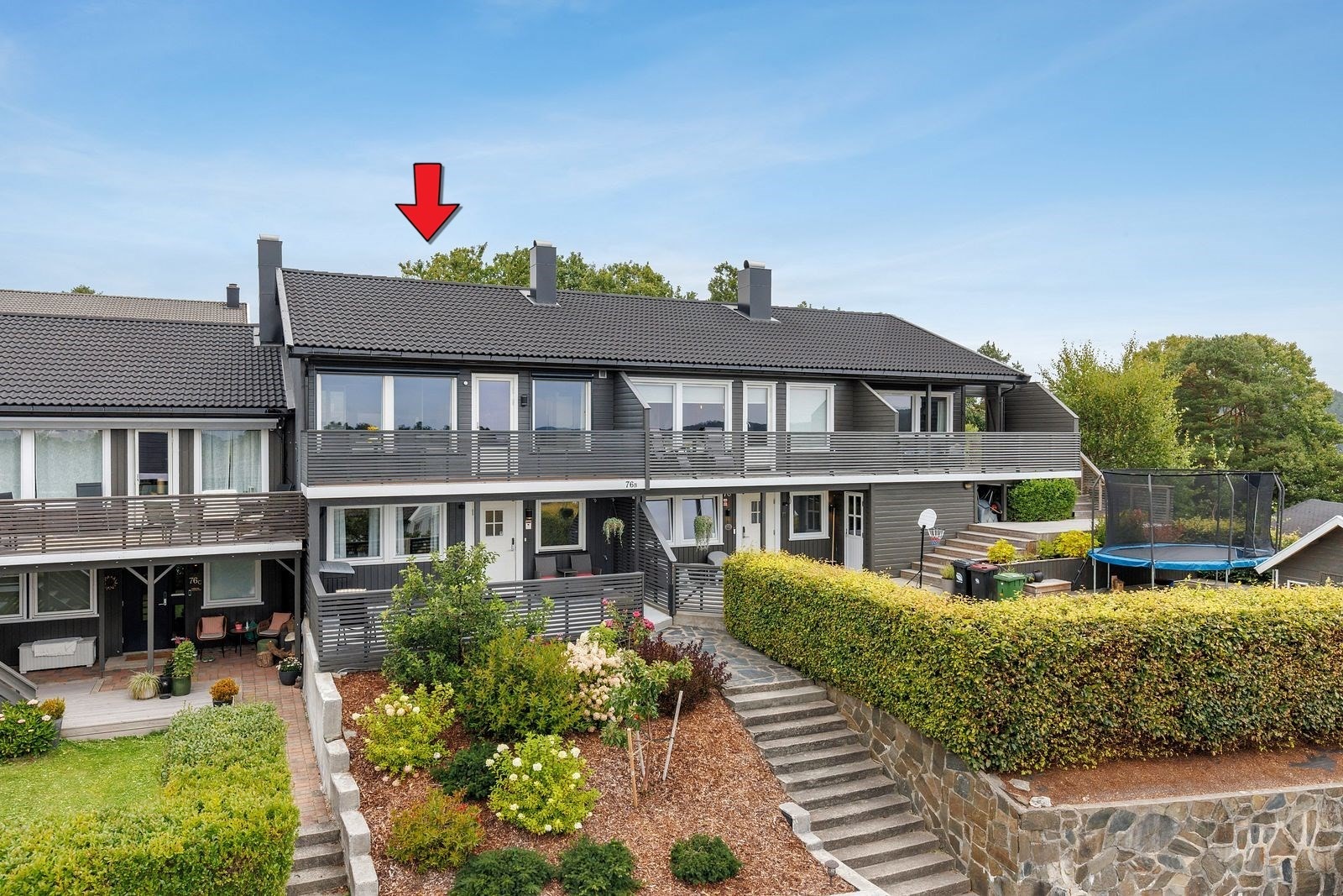 Velkommen til Havreveien 76B, et flott og oppusset rekkehus presentert av Kristoffer Munksgaard i Eiendomsmegler Norge Galleribilde