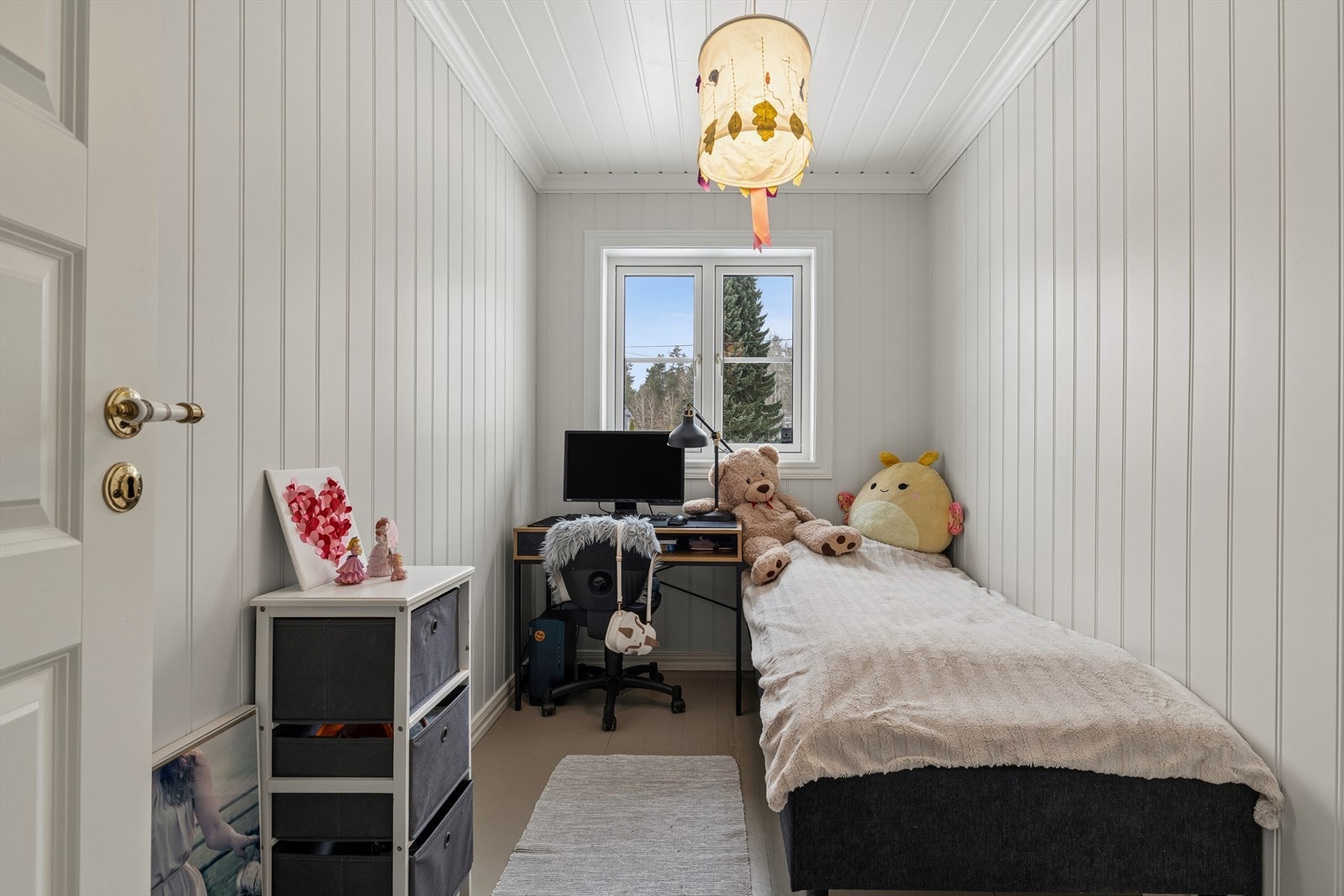 Soverom 2 i 1. etg. Galleribilde