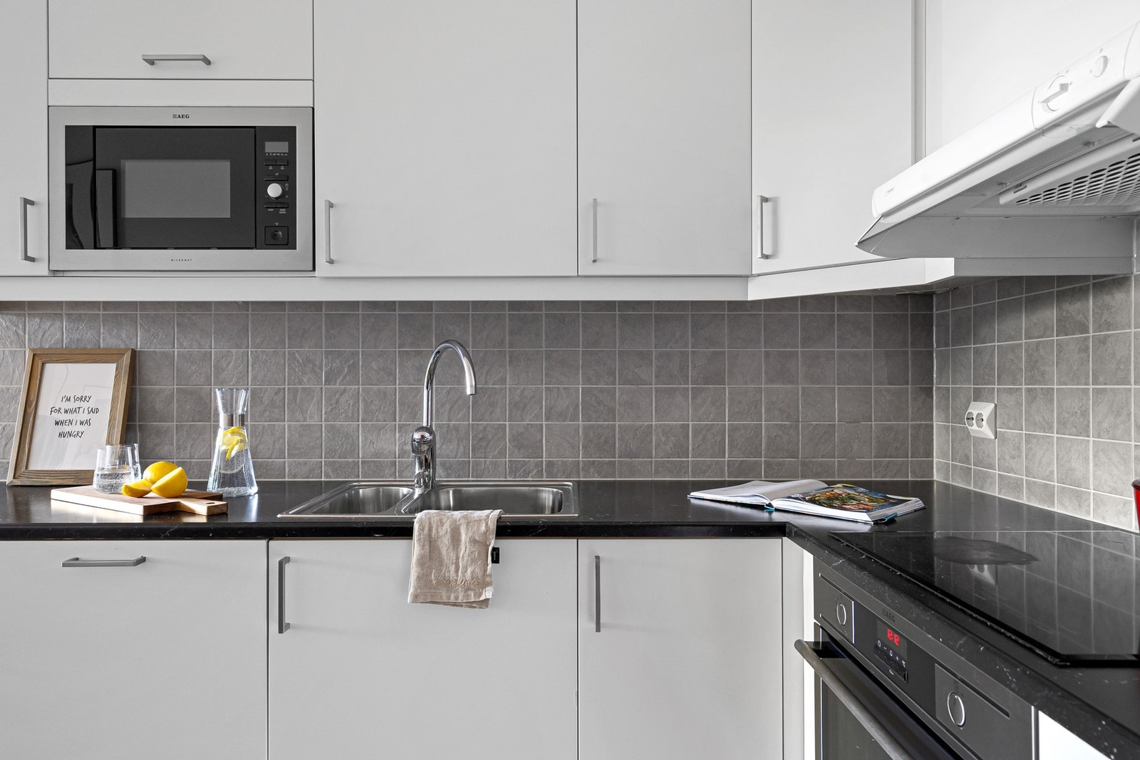 Pent tidløst kjøkken. Galleribilde