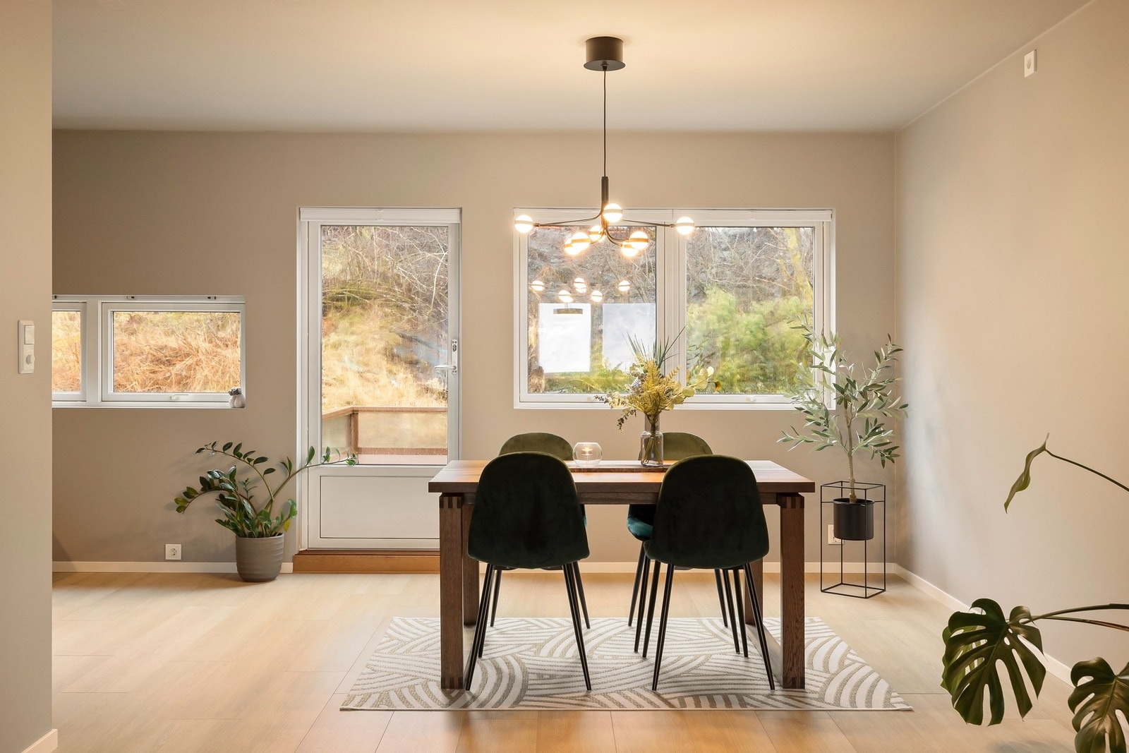 Her kan du enkelt underholde middagsgjestene fra matlagingen Galleribilde