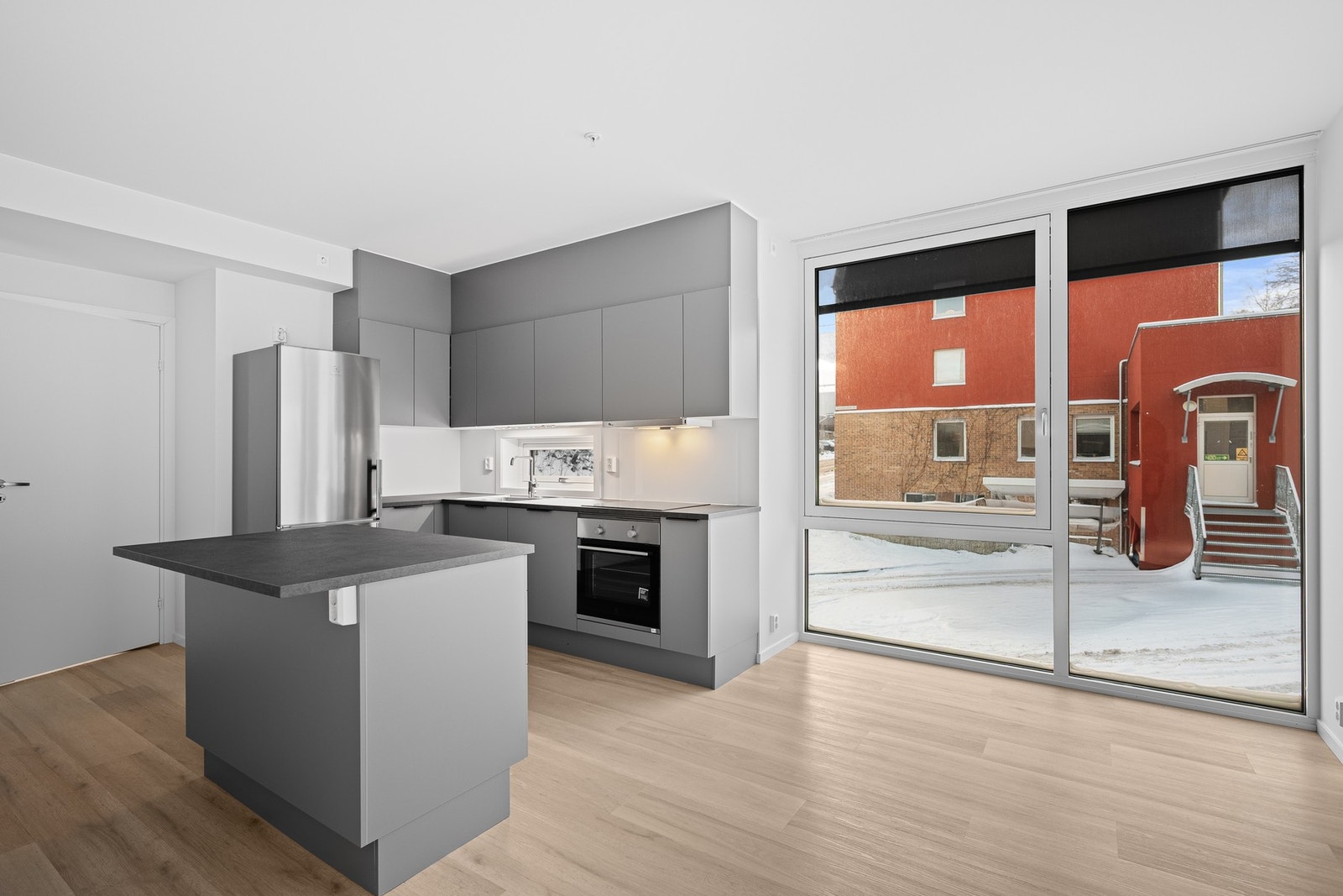 Det er god plass til spisegruppe. Galleribilde