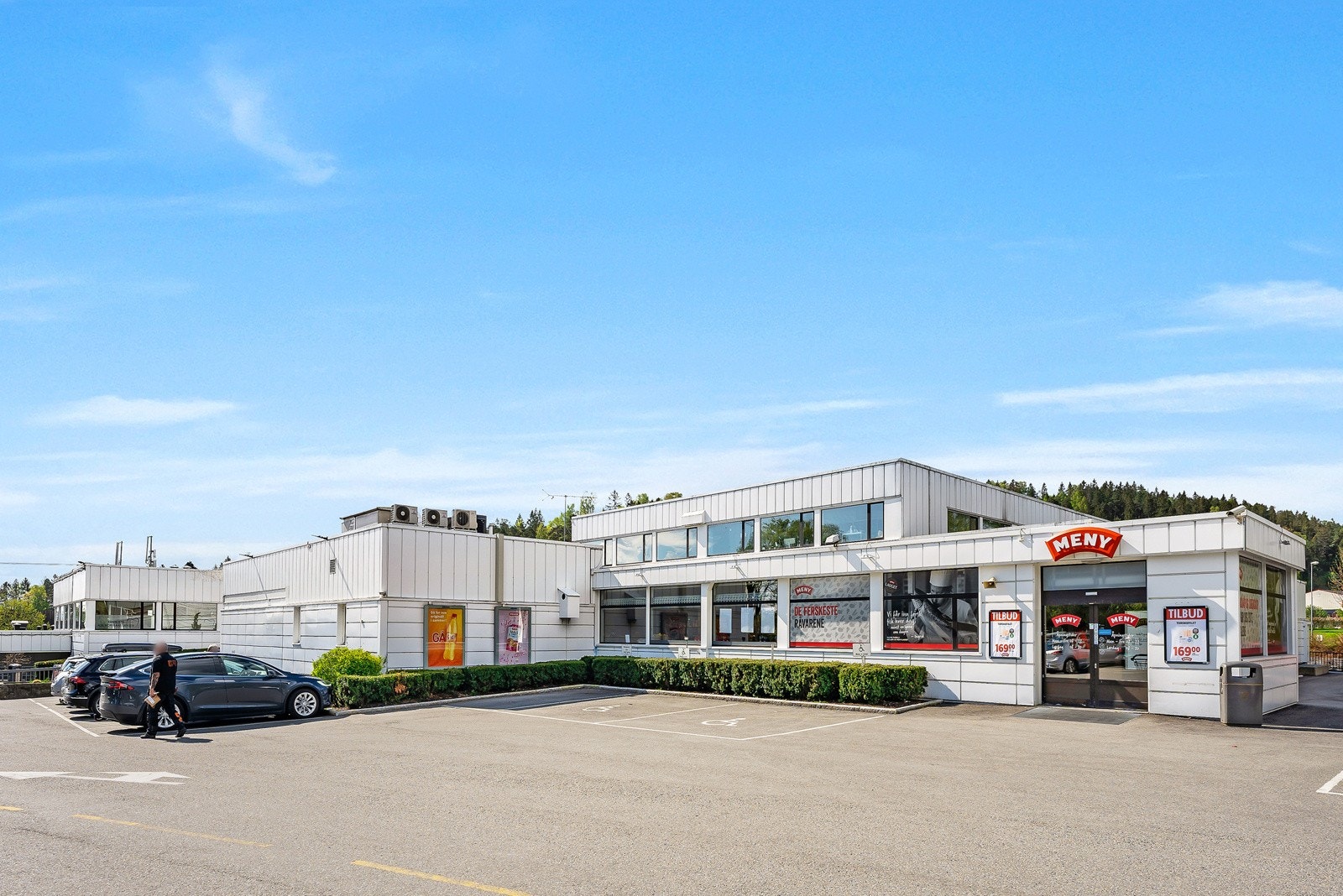 Dagligvarene kan handles på Meny Holmen Galleribilde