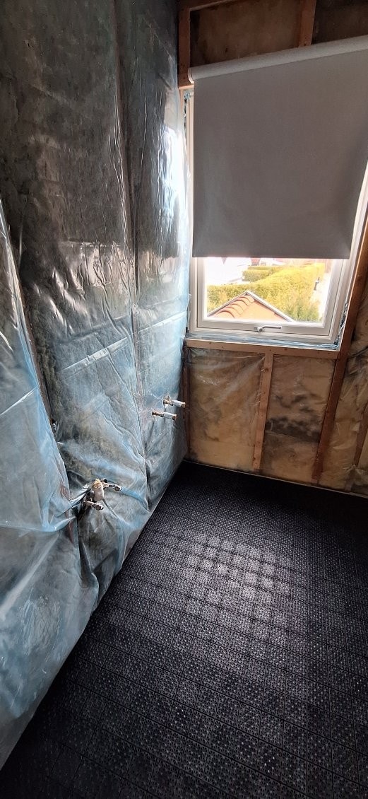 Badet i 2.et. er revet, må bygges opp på nytt. Galleribilde