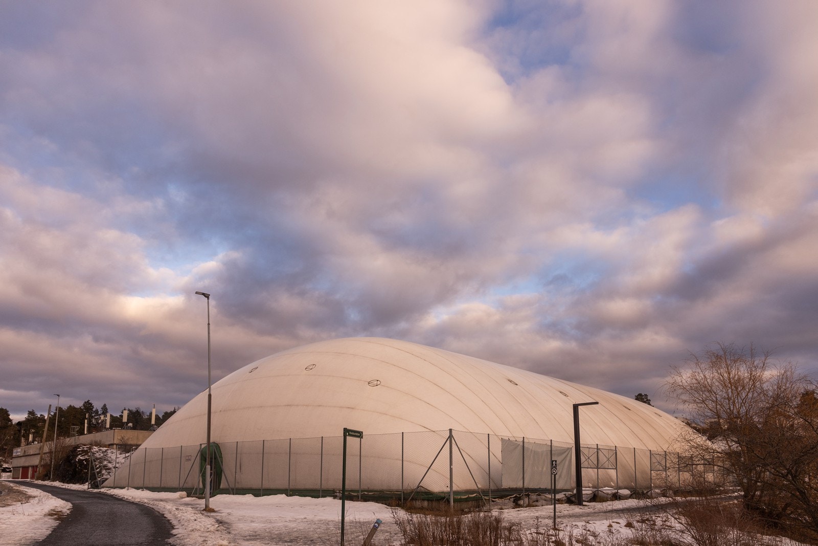 Kort vei også til Snarøya Tennis. Her er det flere tennisbaner, minitennis og klubbhus. Galleribilde
