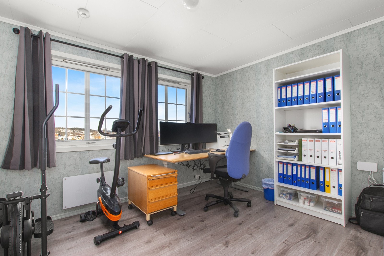 1 av totalt 4 soverom. Galleribilde