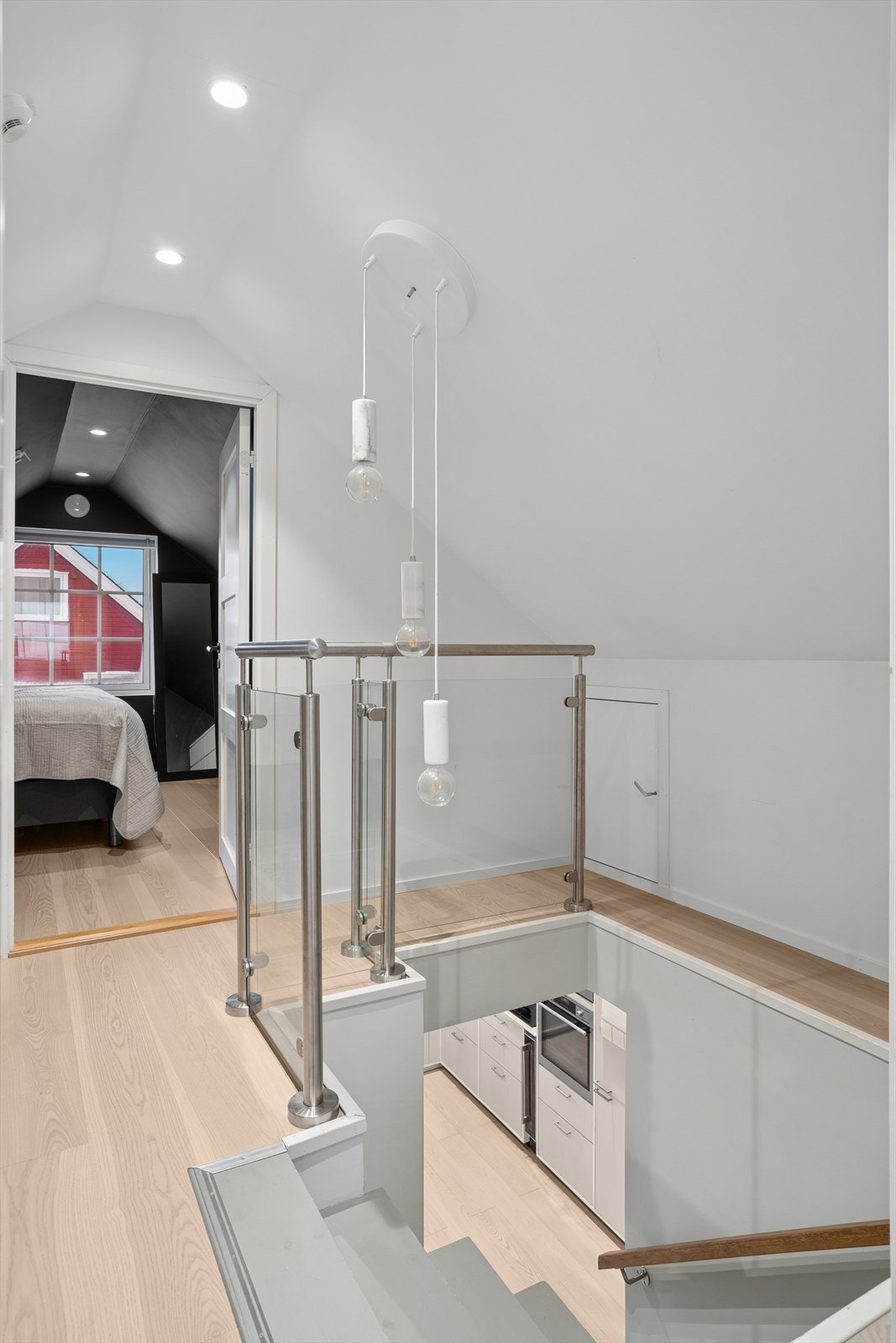 Gangen og trappa på loftet Galleribilde