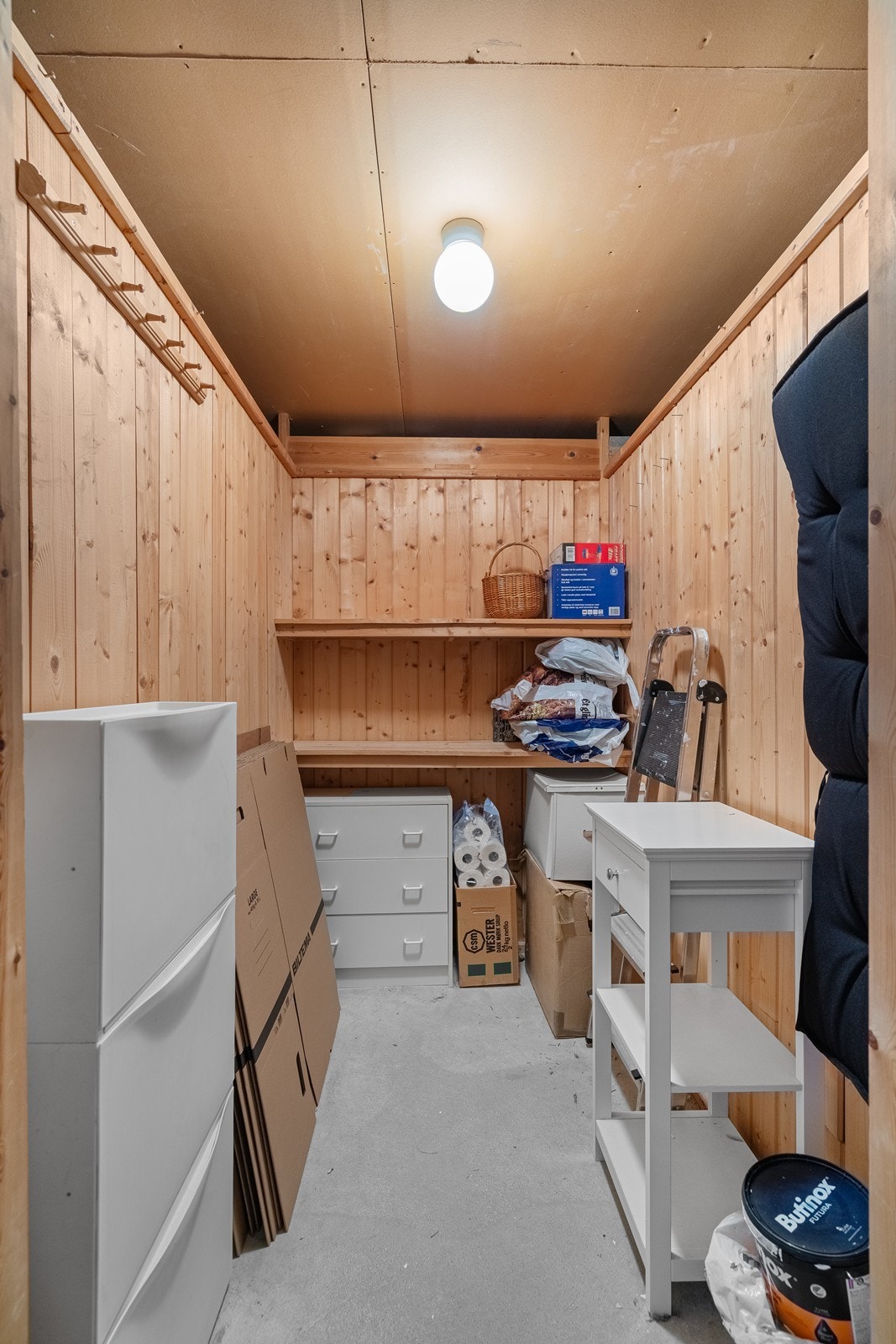 Innvendig bod i felles gang 1 etg. Galleribilde