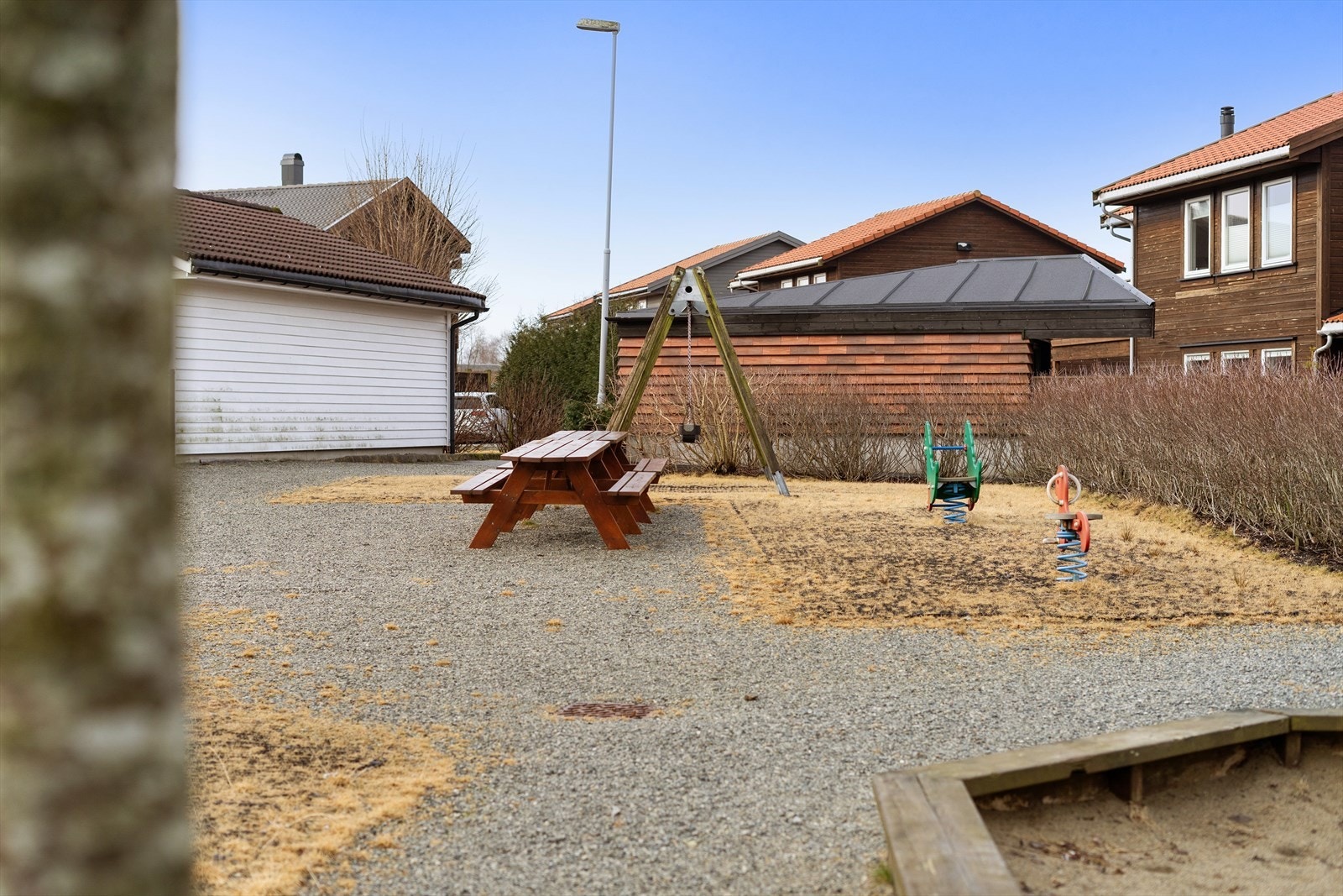 Uteområde med lekeplasser og friområder Galleribilde