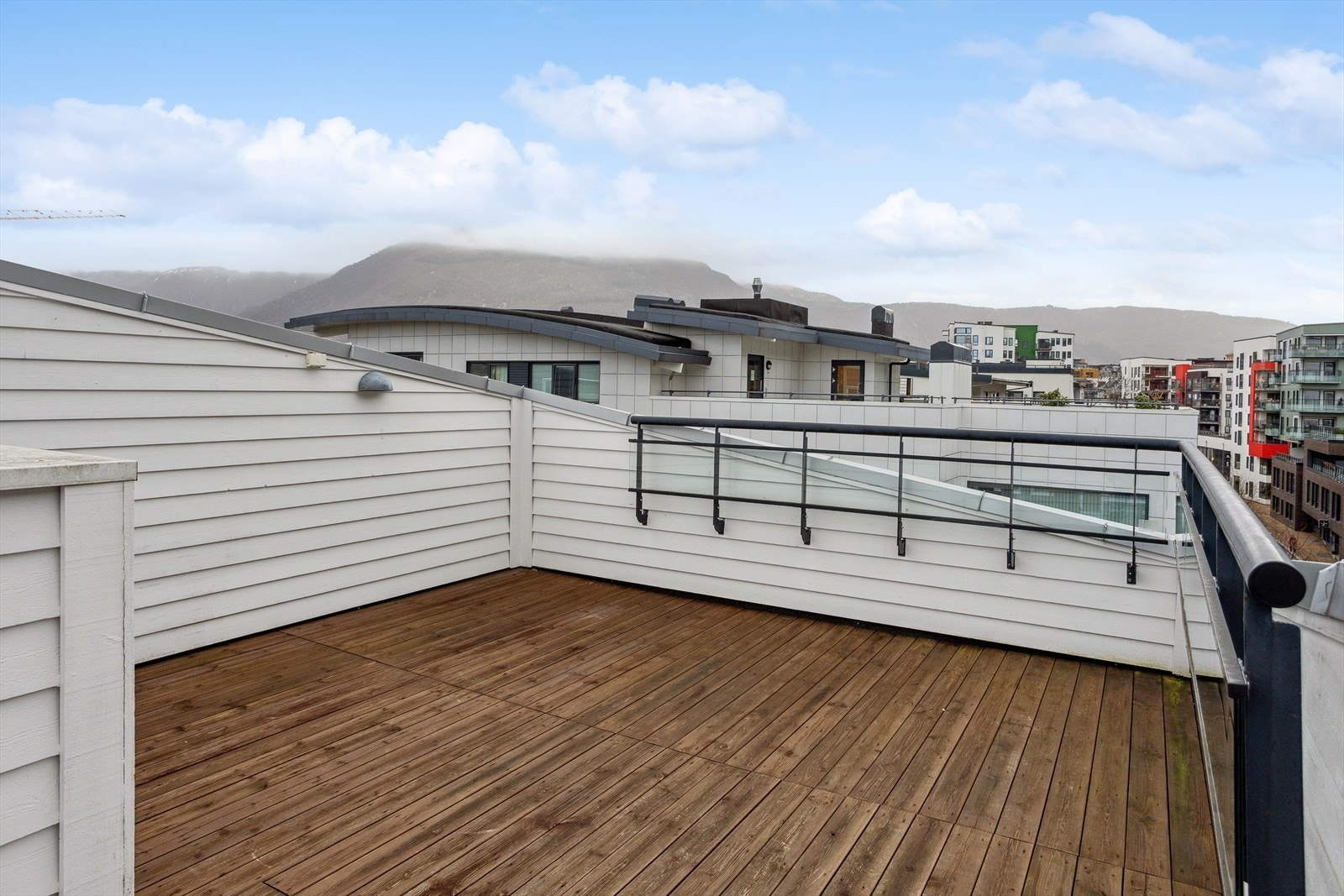 Borettslaget har 2 flotte takterrasser som kan benyttes av beboerne. Galleribilde