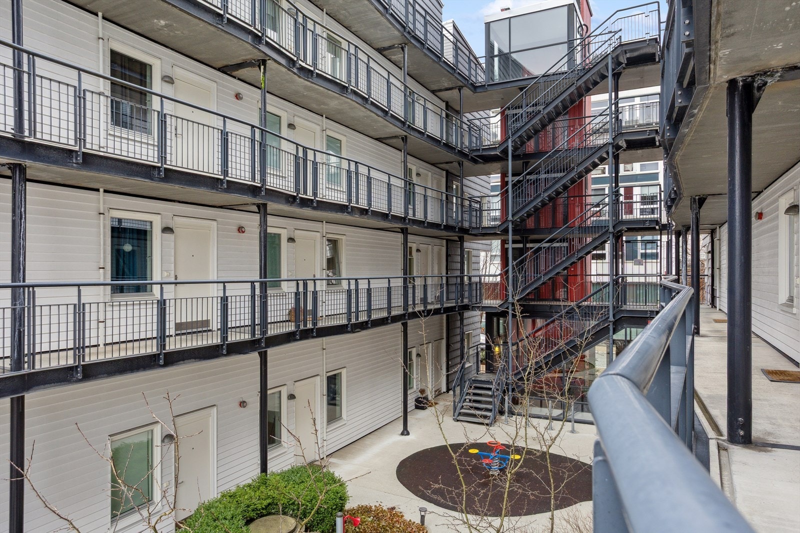 Borettslaget består av 41 leiligheter og er tilknyttet BOB. Galleribilde