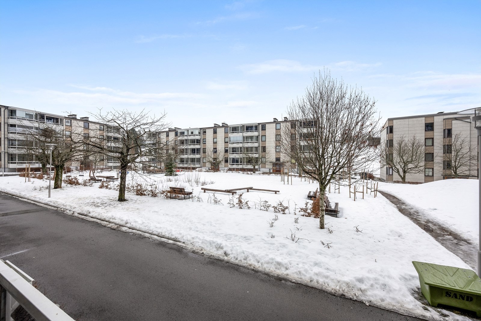 Området byr på gode turmuligheter med umiddelbar nærhet til skog og mark. Galleribilde