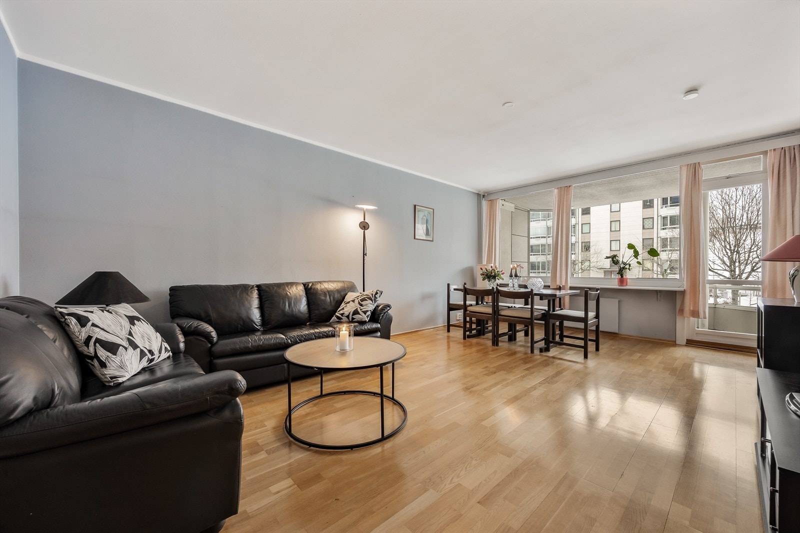 Mohsin Ali v/Eiendomsmegler 1 har gleden av å presentere Kristoffer Robins vei 78! Galleribilde