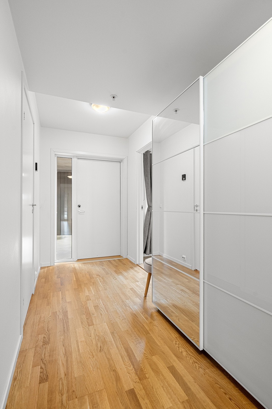 Entré/gang Galleribilde