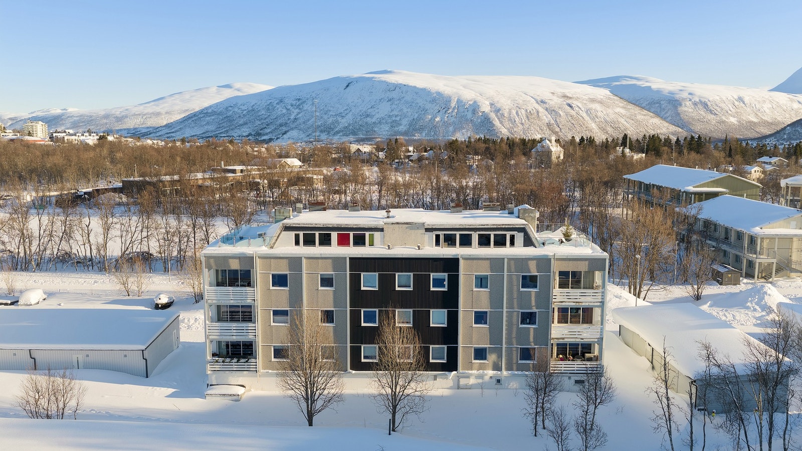 Fasadebilde. Galleribilde