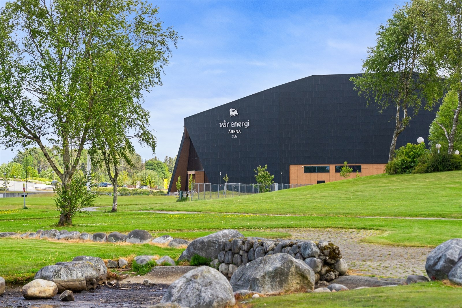 Vår energi Arena like ved. Galleribilde