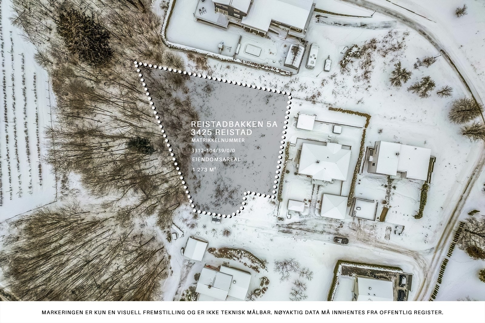 Attraktiv og stor boligtomt i enden av blindvei. Nydelig vid utsikt! Meget gode solforhold. Galleribilde