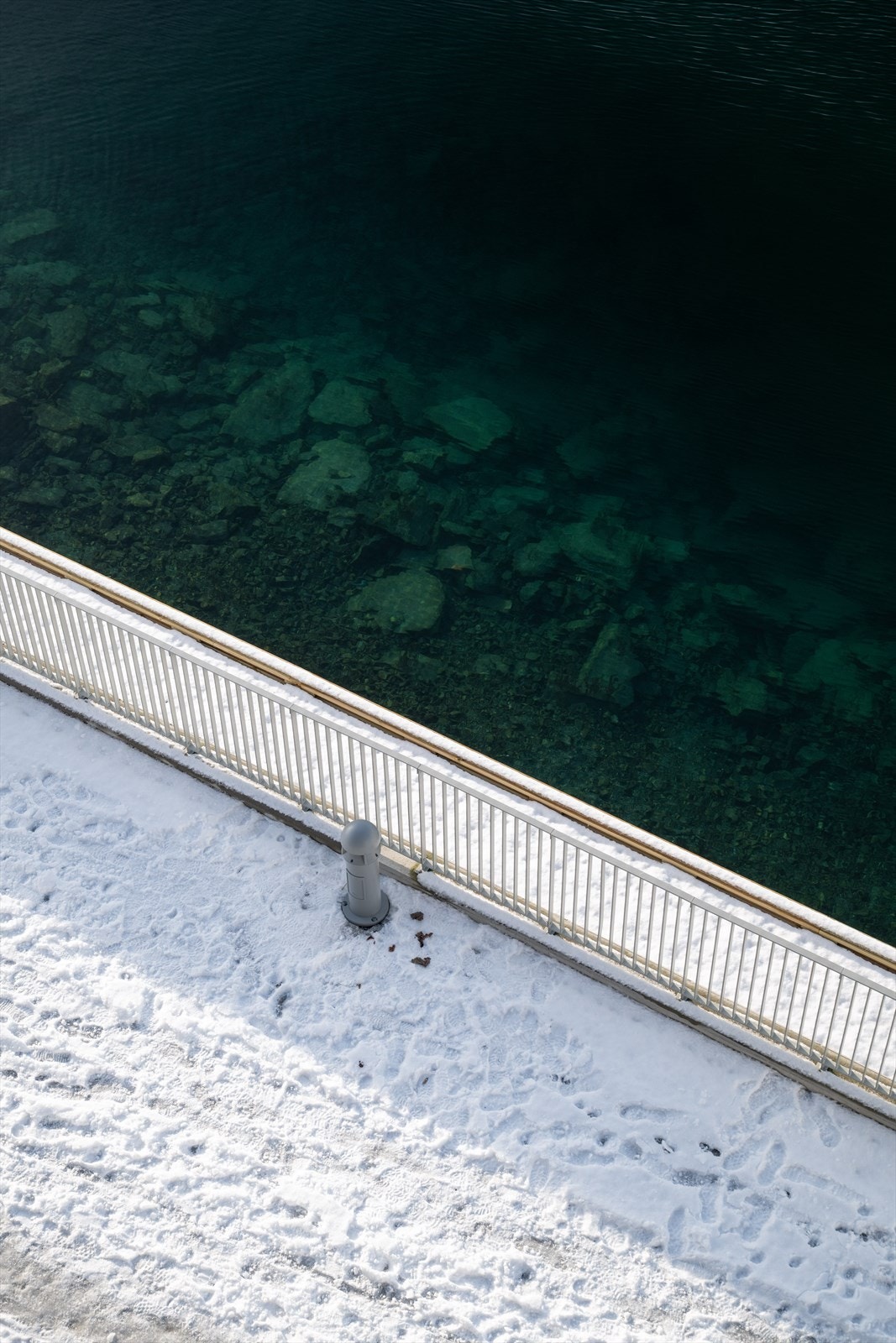 Umiddelbar nærhet til kanalen med klart vann og flotte omgivelser. Galleribilde