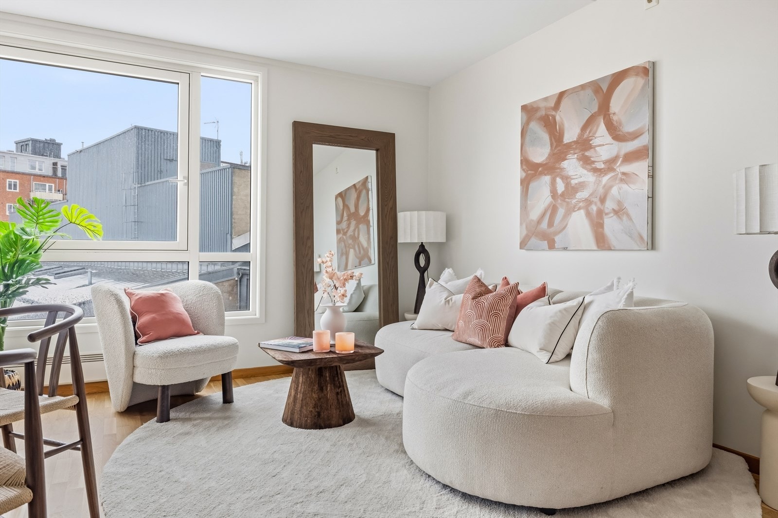 Lave felleskostnader på kr 3 184,- inkluderer internett. Galleribilde