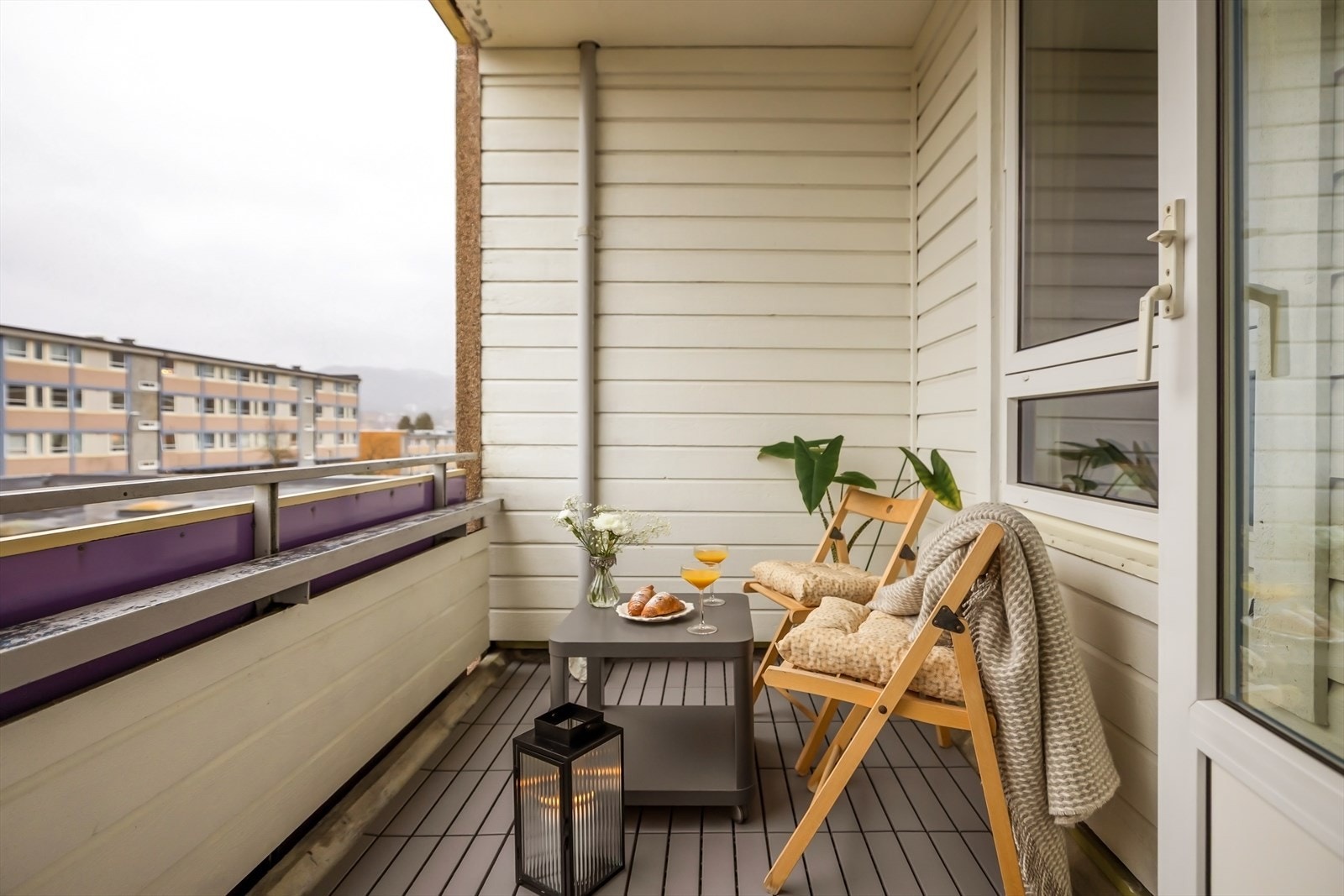 Balkong med gode solforhold Galleribilde