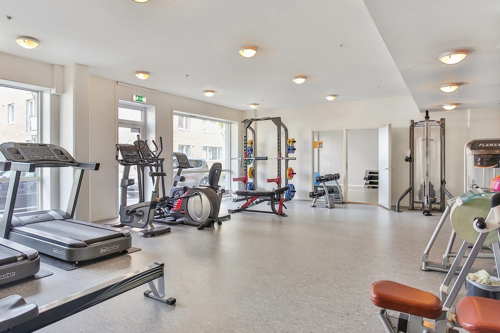 Sameiet tilbyr et velutstyrt treningsrom som en del av fellesfasilitetene. Galleribilde