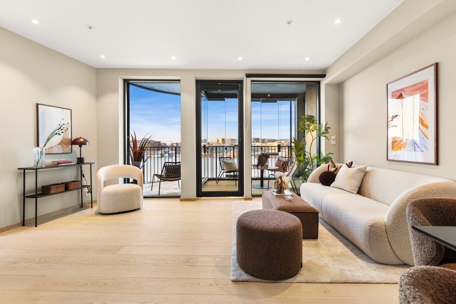 Store vindusflater Galleribilde