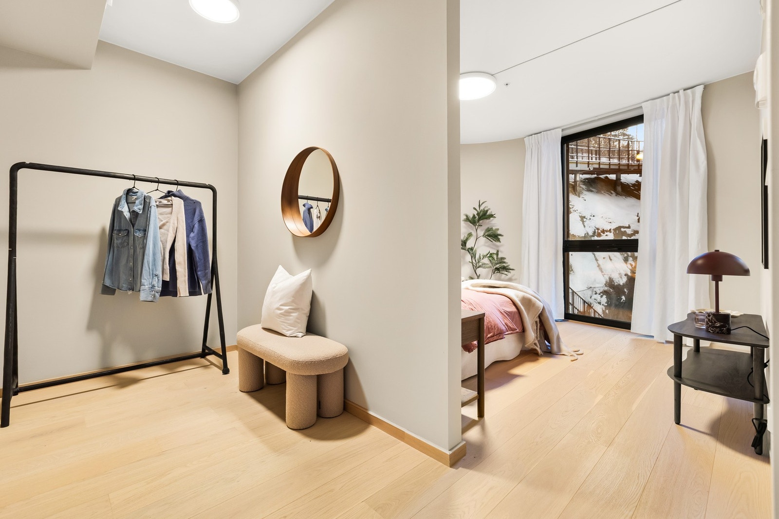 Omkledningsrom med flere bruksmuligheter Galleribilde