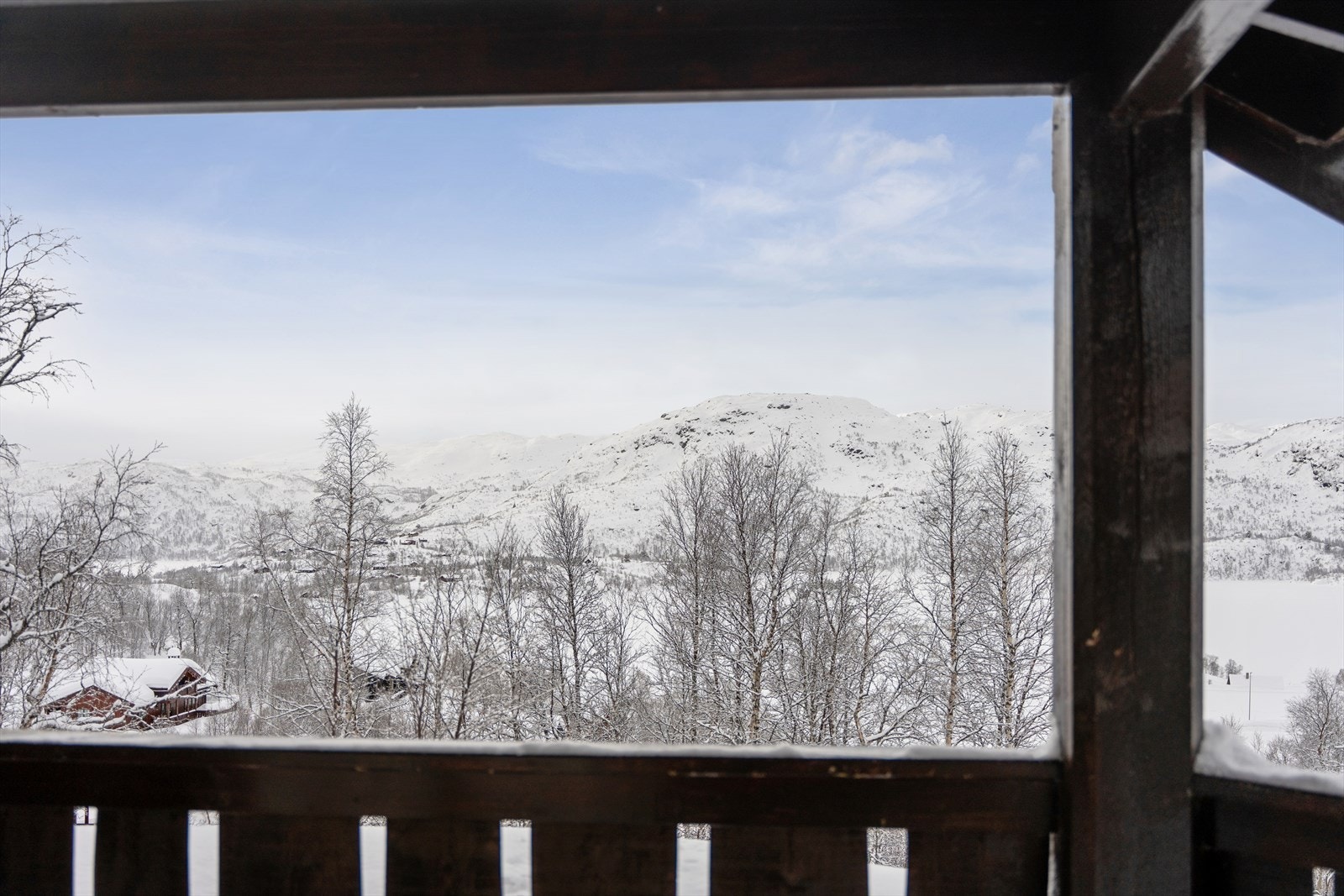 Et eget driftsselskap ivaretar det omfattende løypenettet, som normalt prepareres så snart snøforholdene tillater det. Løypene er varierte og spenner fra korte og enkle turer til lange og krevende høyfjellsløyper på mellom 800 og 1600 moh. Galleribilde