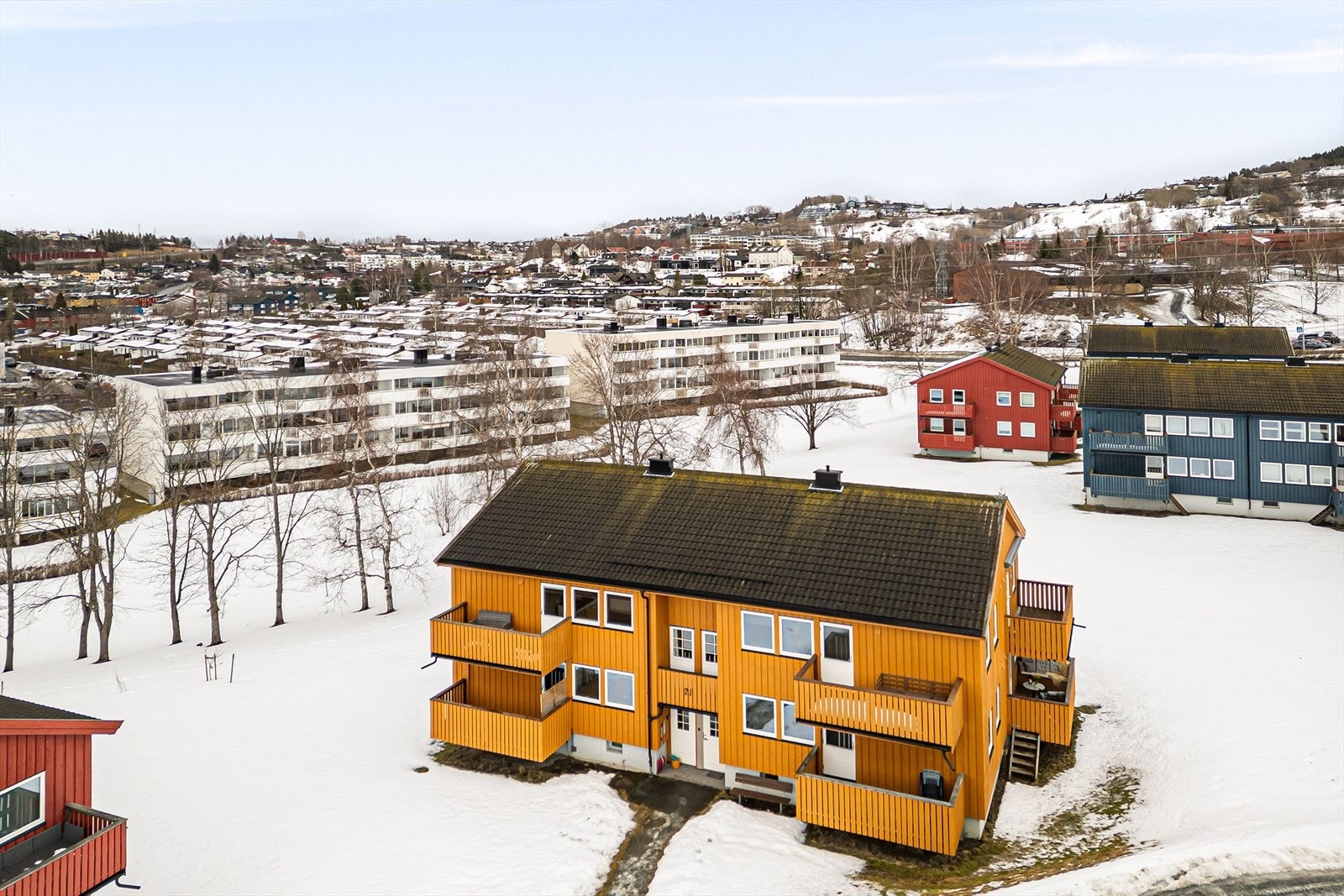 Nardo er et fredelig og attraktivt boligområde, med enkel gangavstand til dagligvarebutikker, kollektivtilbud og flotte tur- og rekreasjonsmuligheter. Galleribilde