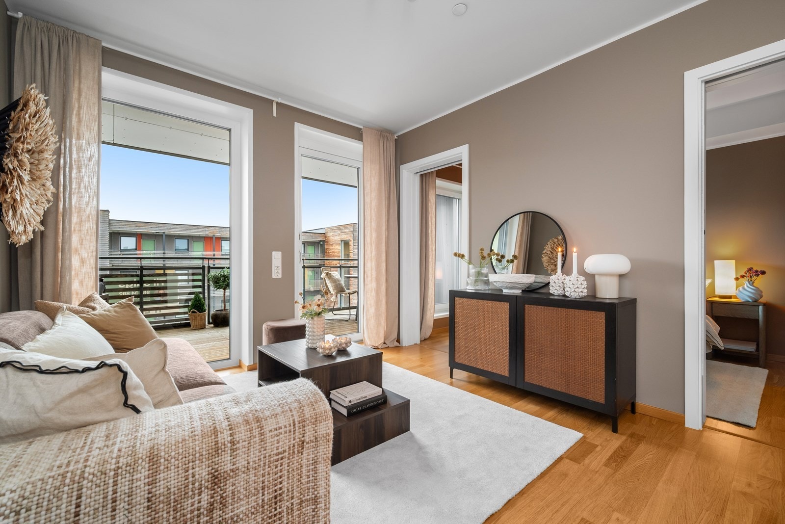 Boligen har balansert ventilasjon. Dette sørger for et friskt og godt inneklima hele året rundt. Galleribilde