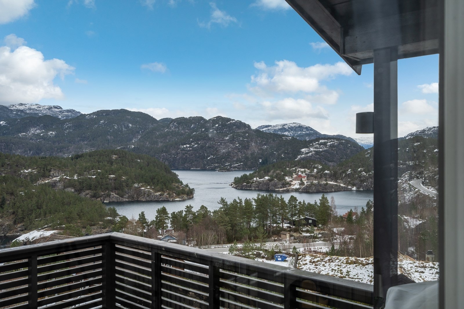 Utsikt fra stue Galleribilde