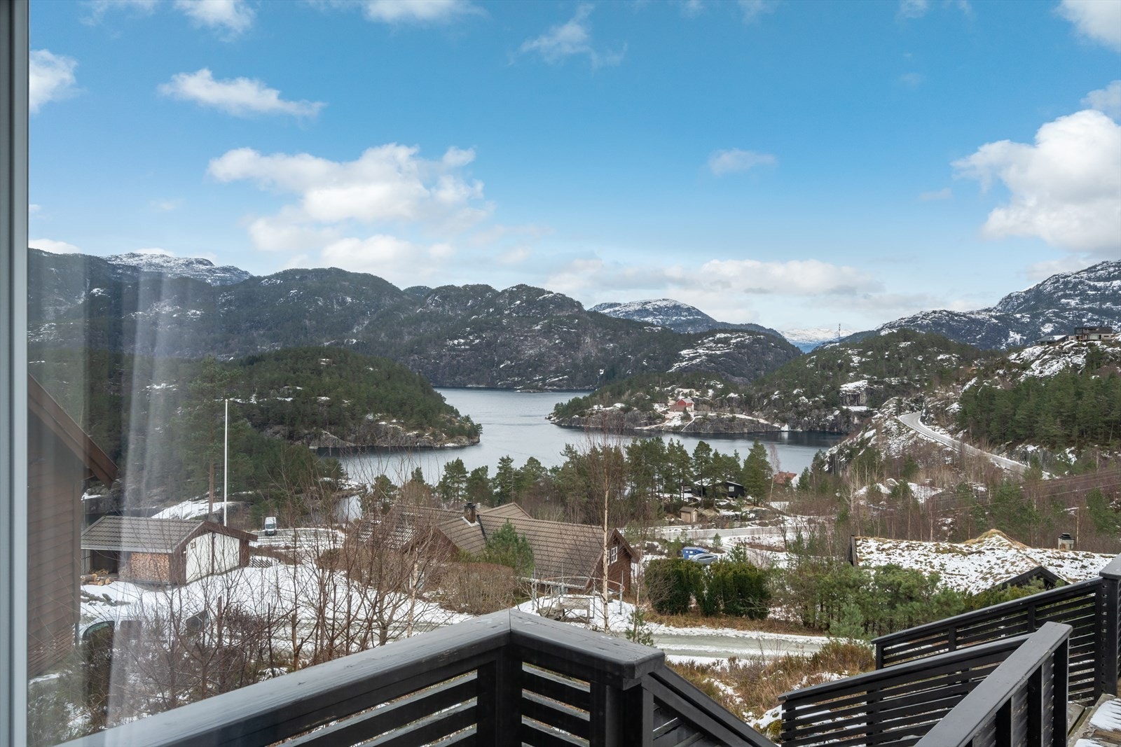 Utsikt fra anneks Galleribilde