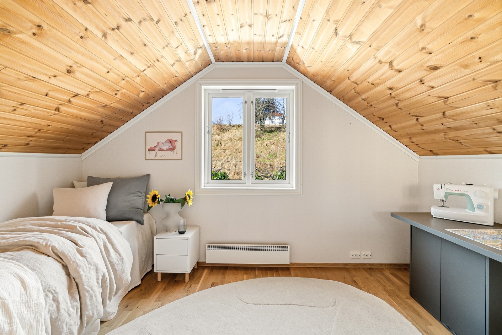 Rom innredet som soverom, men kan også brukes som kontor (ikke godkjent som soverom) Galleribilde