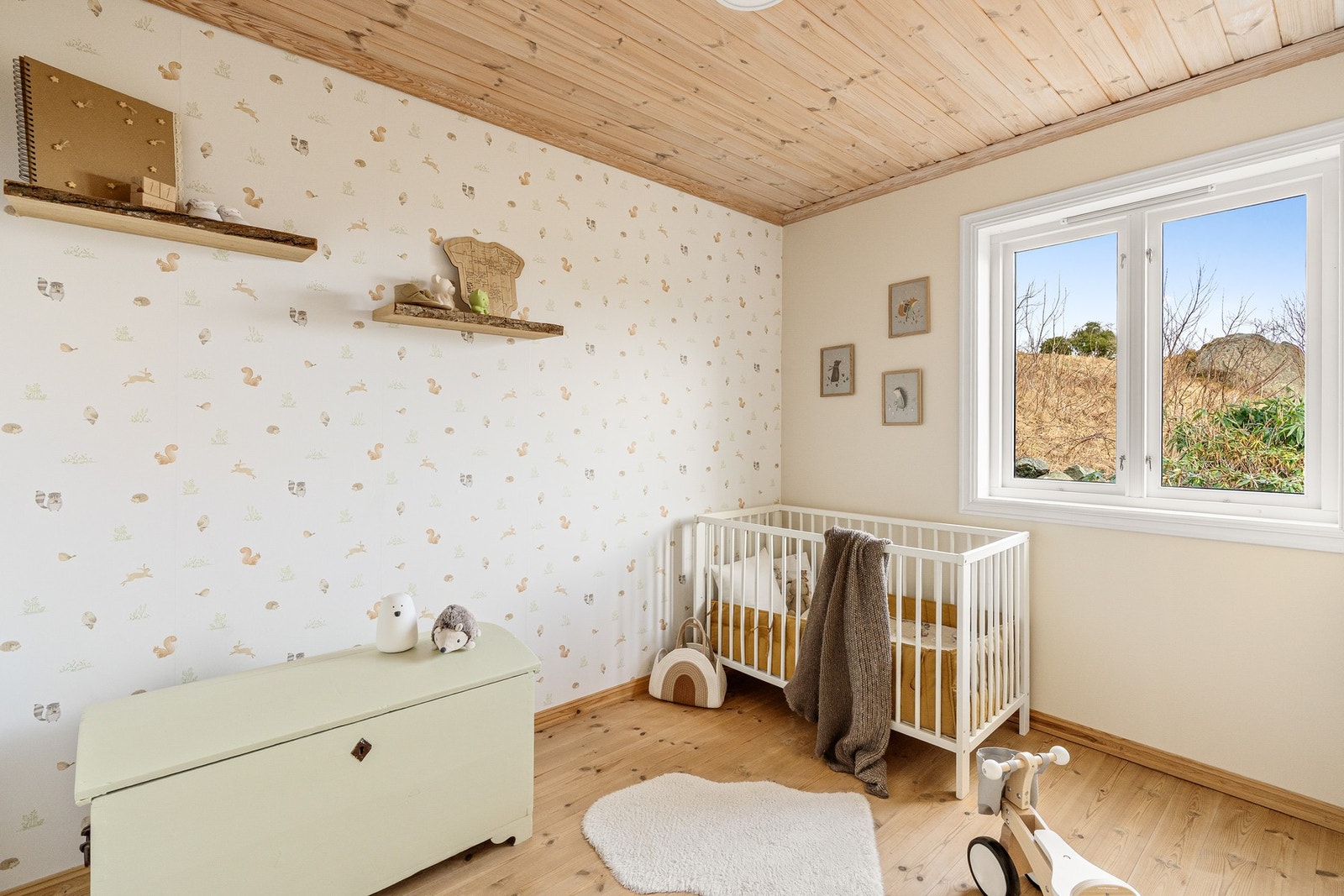 Soverom 2 er strategisk plassert ved siden av hovedsoverommet Galleribilde