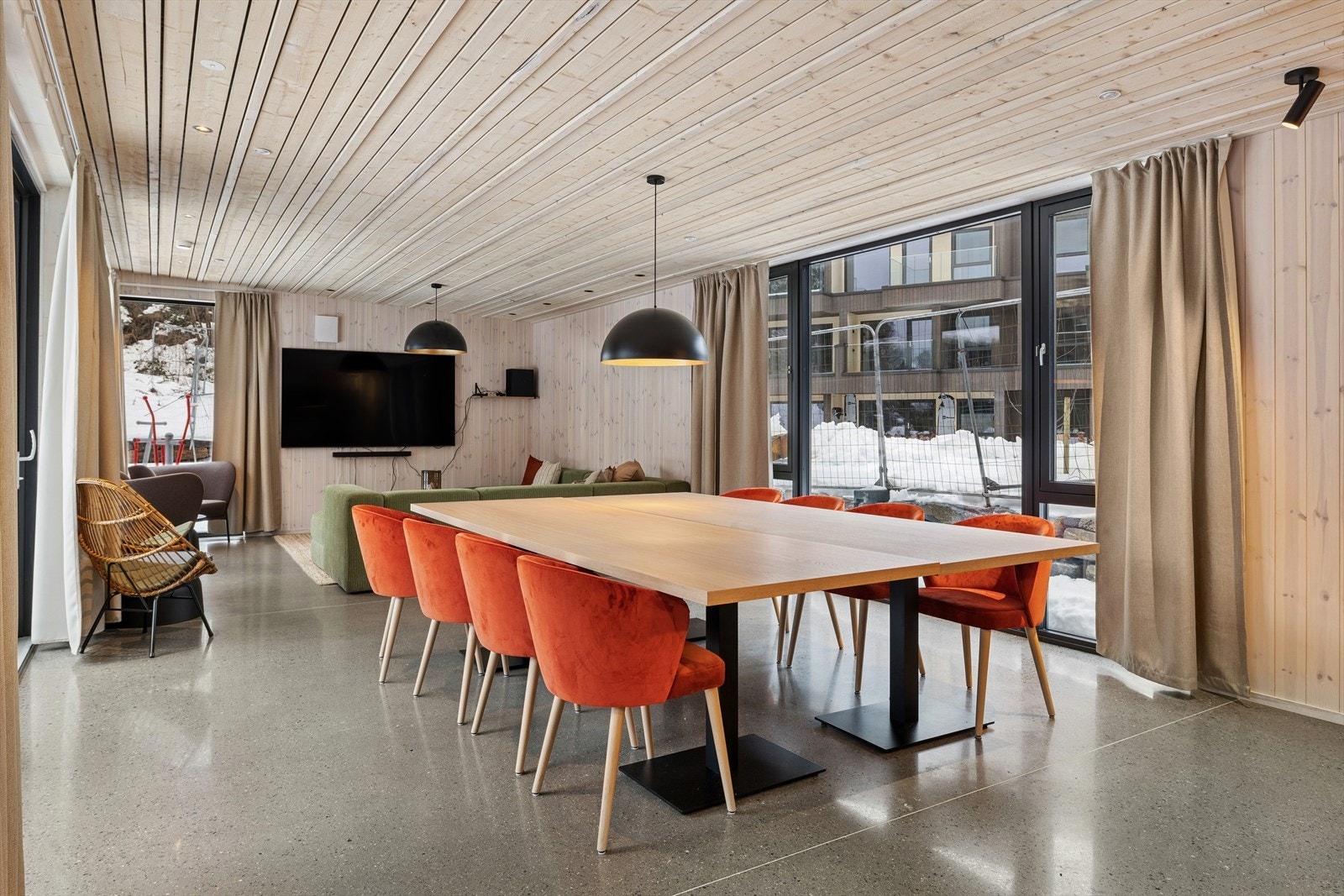 Fellesstue som kan bookes av beboere til private arrangementer. Galleribilde