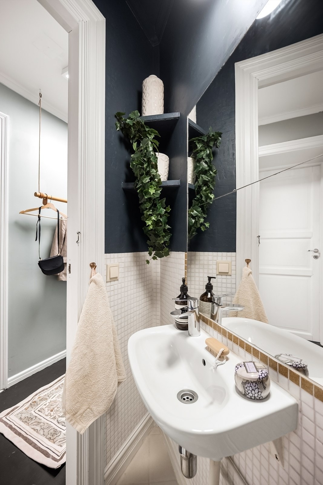 Varmtvann er inkludert i felleskostnadene. Galleribilde