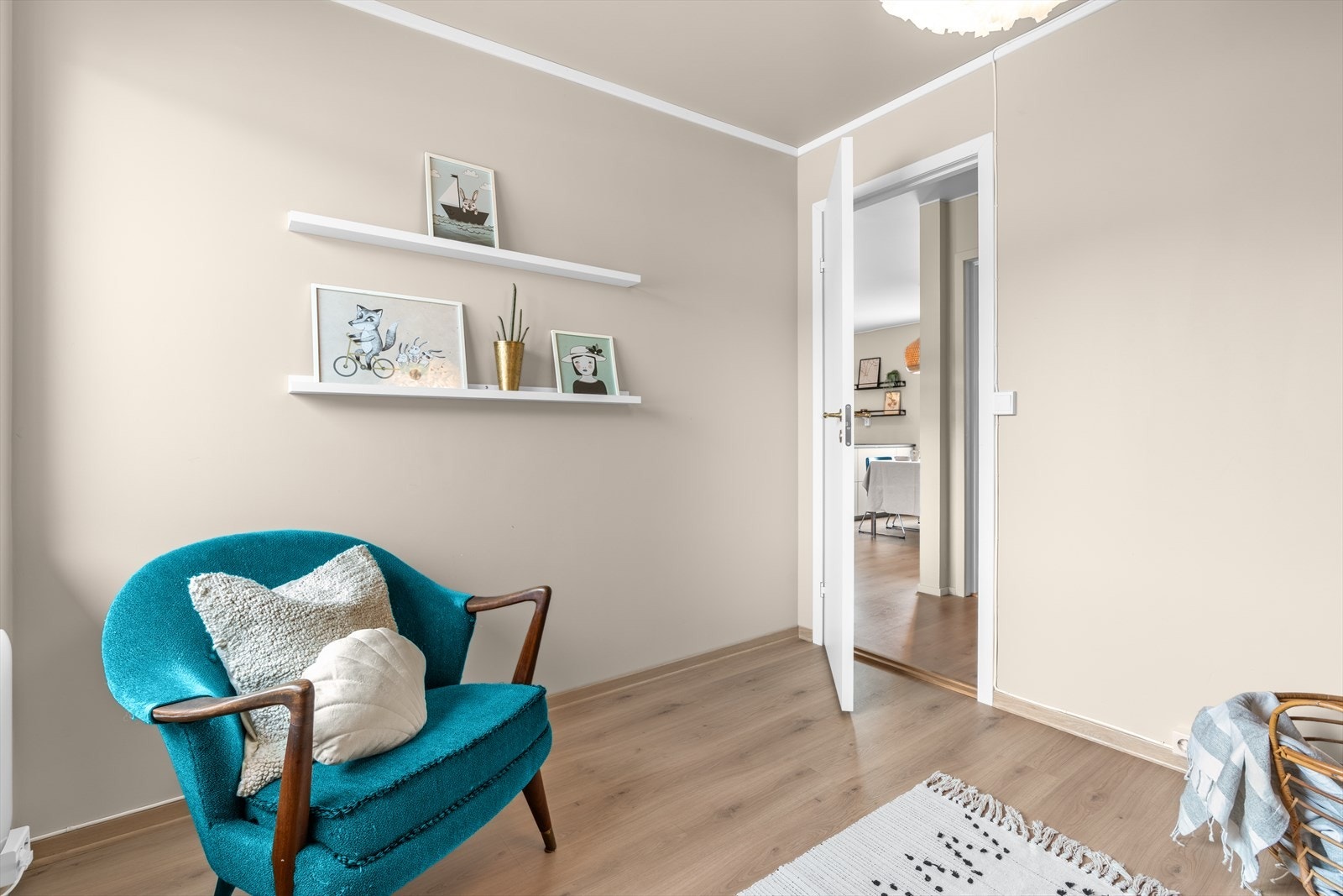 Passer ypperlig som barnerom eller gjesterom. Galleribilde