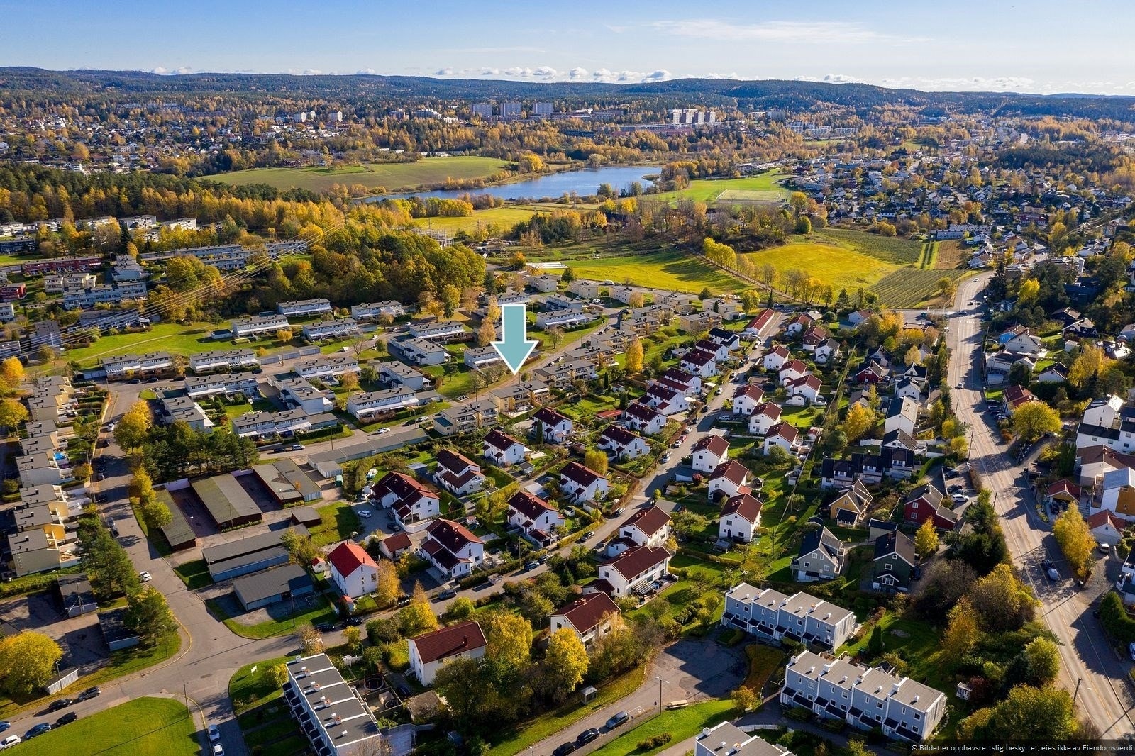Et flott sted for barna å leke trygt i trafikkstille omgivelser. Galleribilde