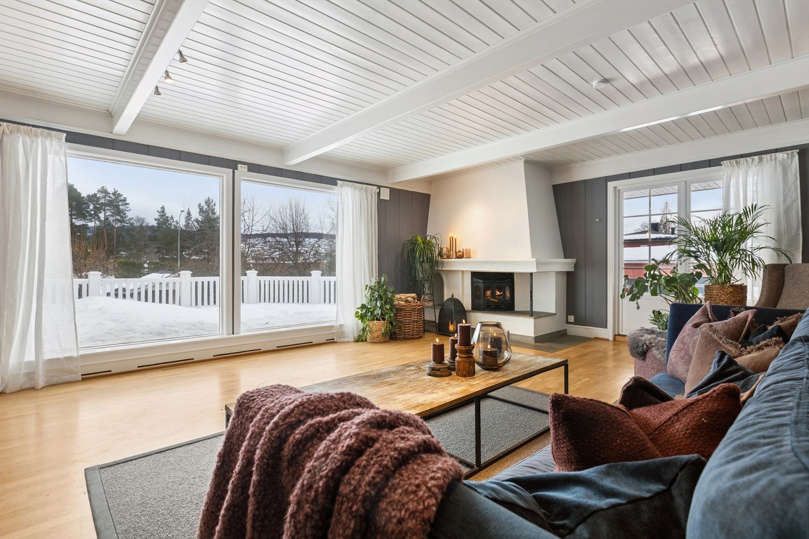 Peis med innsats sørger for ekstra god temperatur og knitrende hygge. Galleribilde