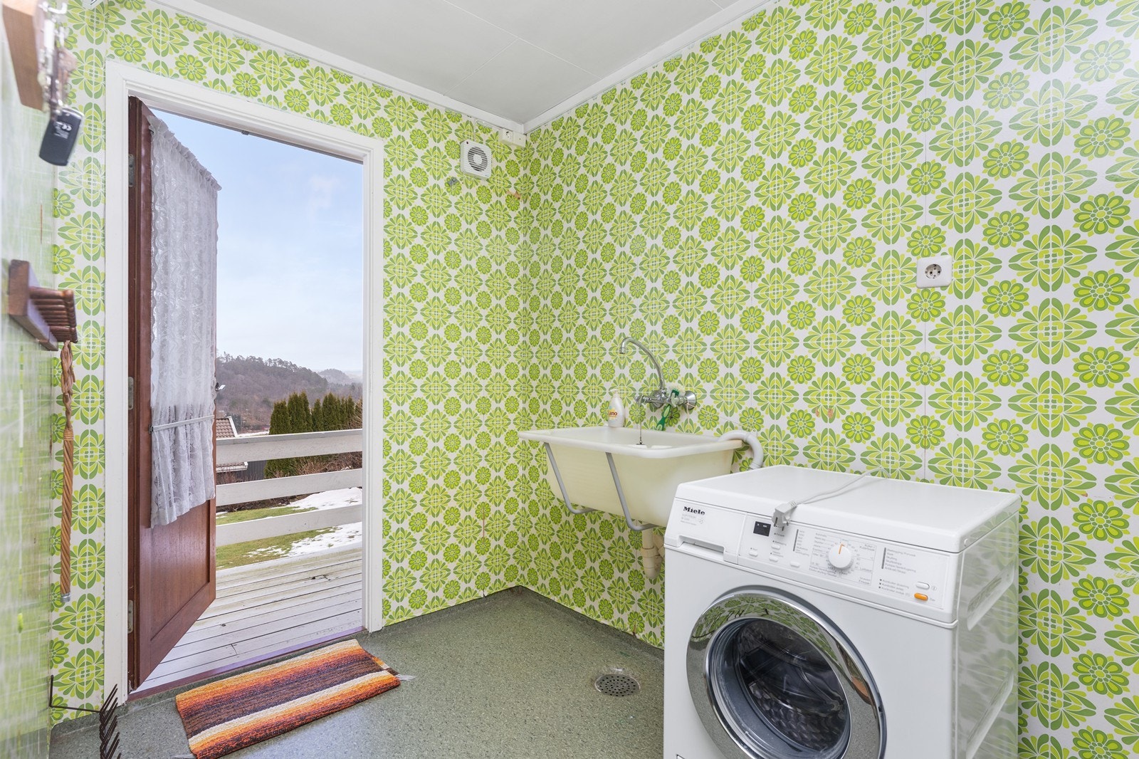 Praktisk utgang/inngang. Galleribilde