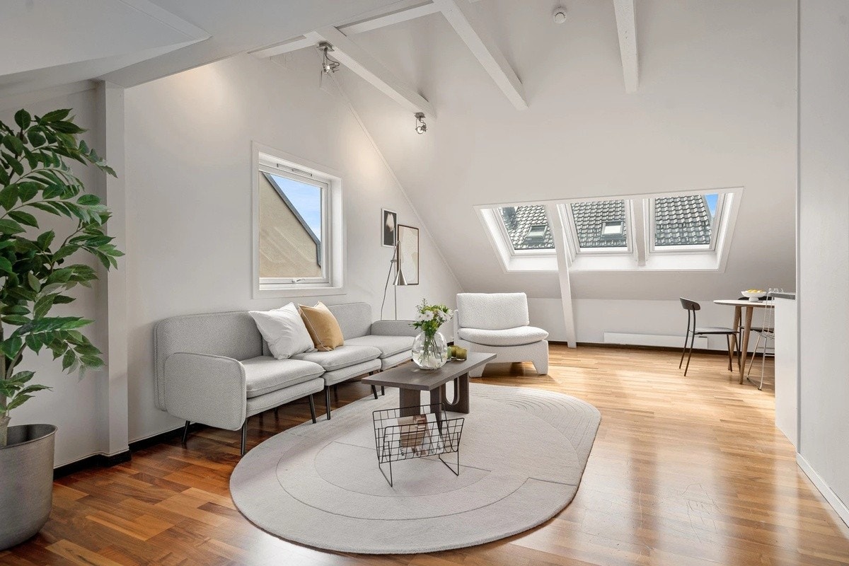 Stue med god plass Galleribilde