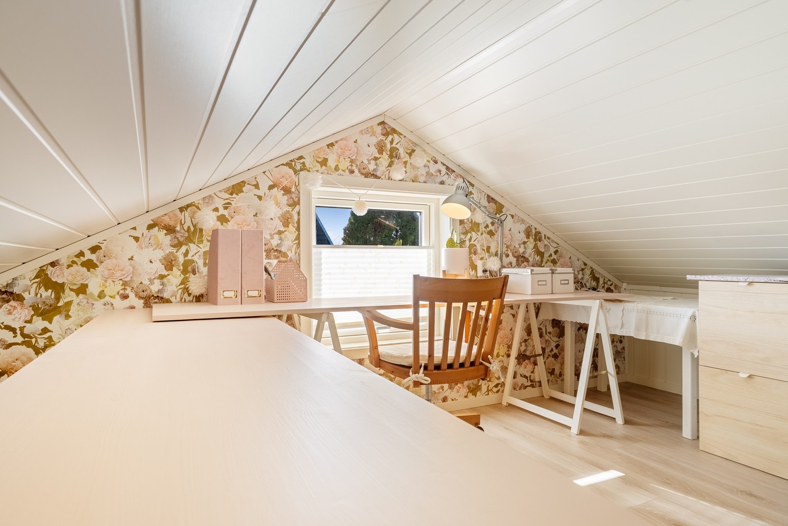 I 2021 ble det satt inn trapp og loftet ble innredet - dette er ikke bruksendret hos kommunen Galleribilde