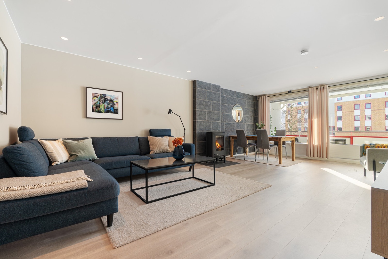 En lekker og moderne 4-roms leilighet. Galleribilde