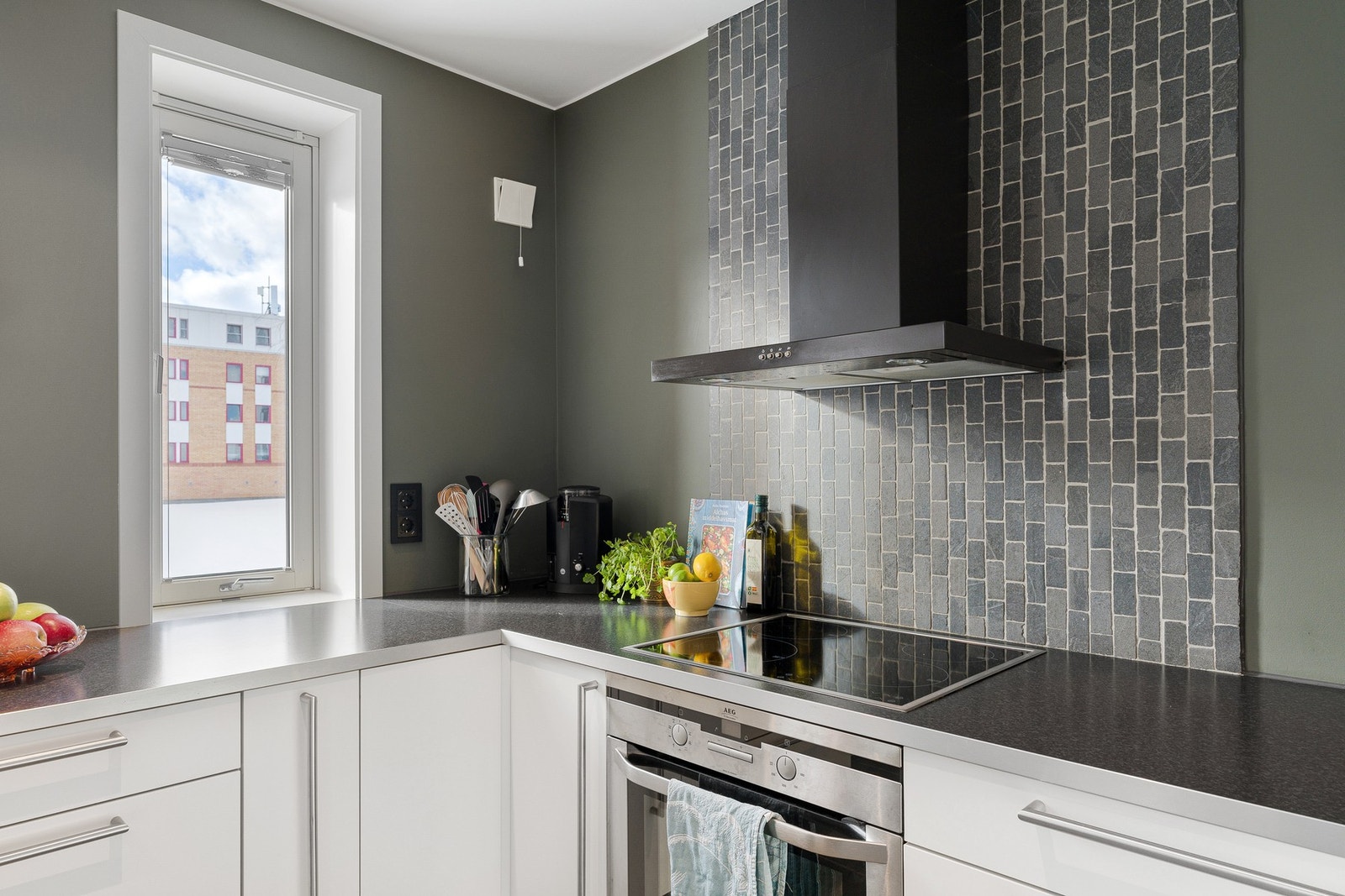 Kjøkkenet har fått tilstandsgrad av takstmann. Galleribilde